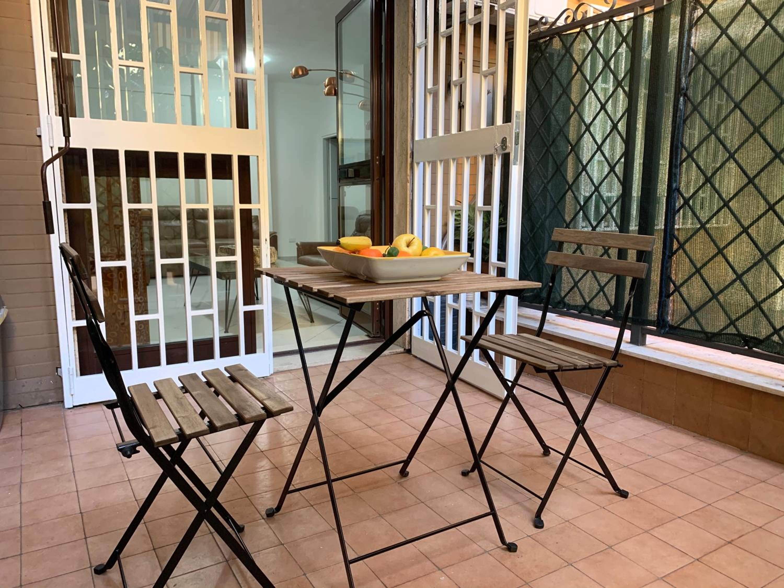 Cari Dei Home