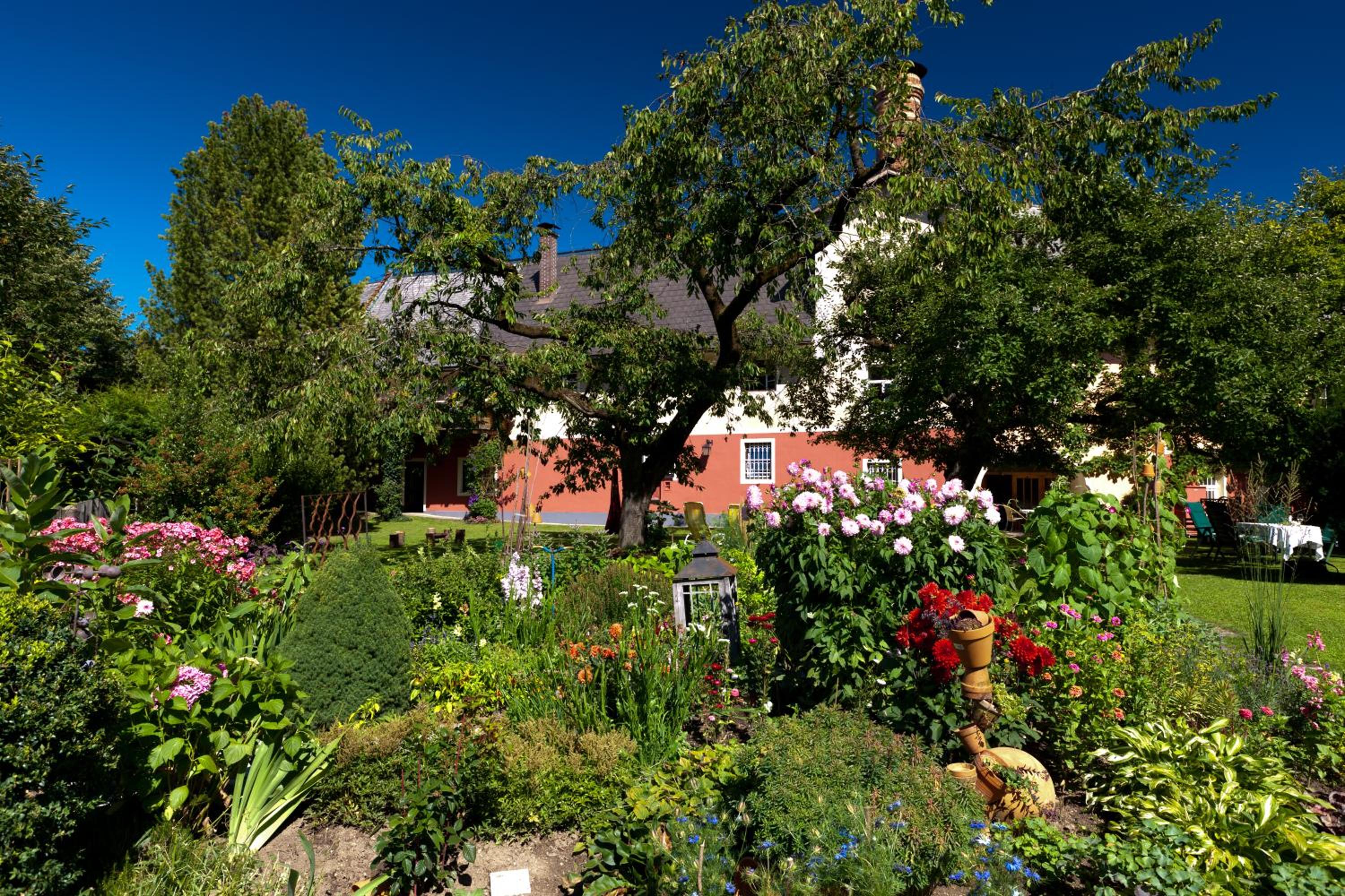 Gasthof Bräuer - Familie Eibensteiner