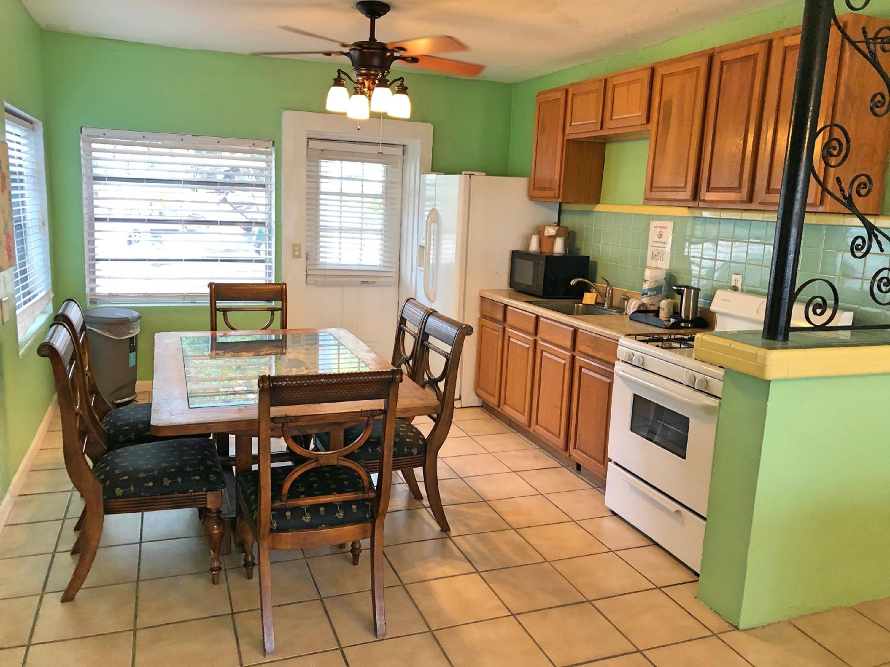 The Pelican Key Largo Cottages