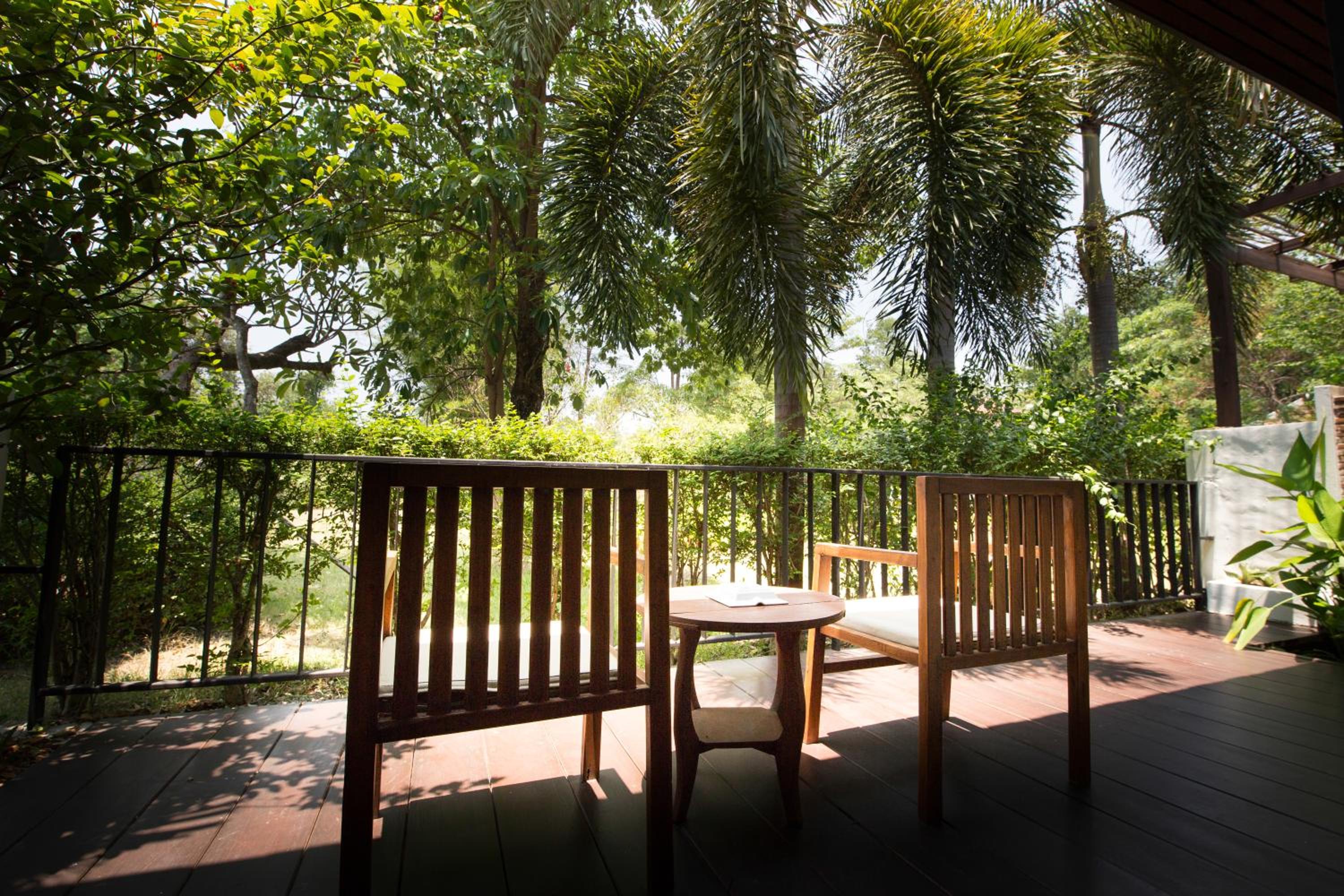 Tharaburi Resort