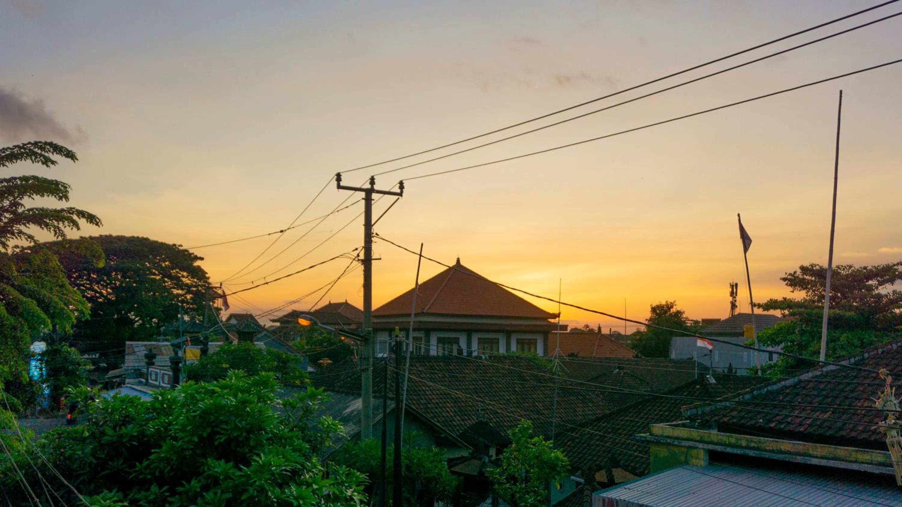 Cakra House