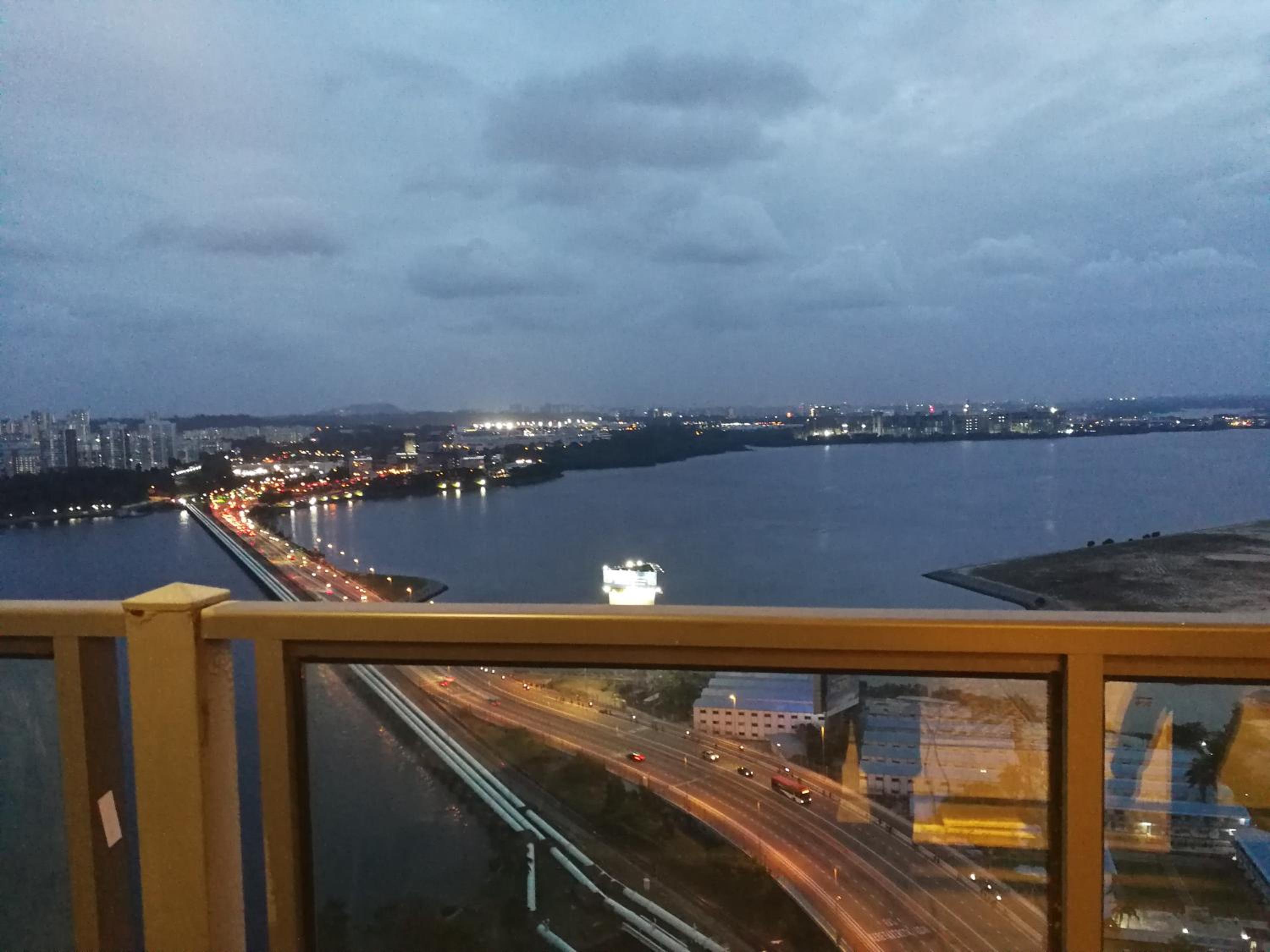 JB City CIQ-R&F Shopping Mall Apartment