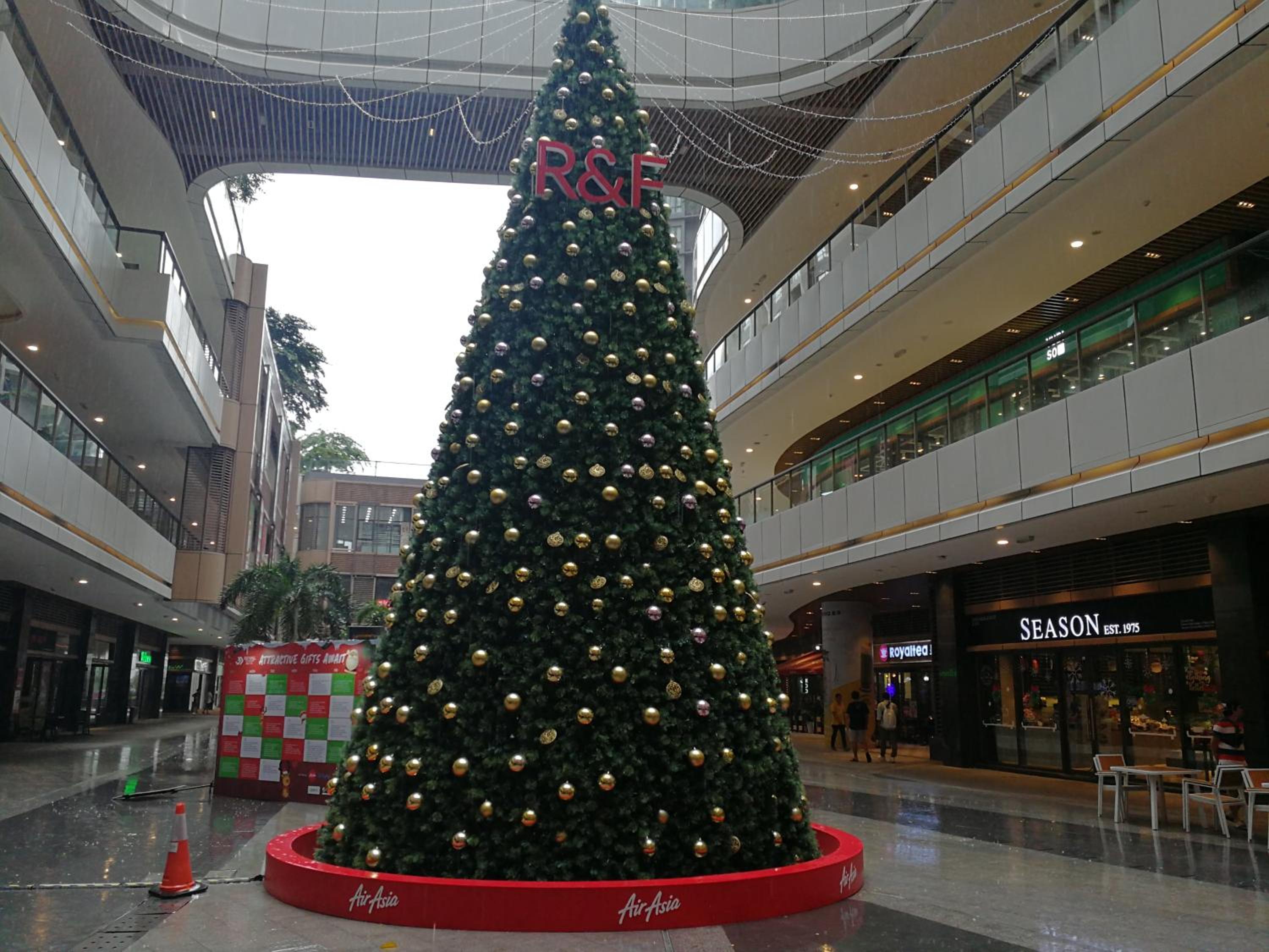 JB City CIQ-R&F Shopping Mall Apartment