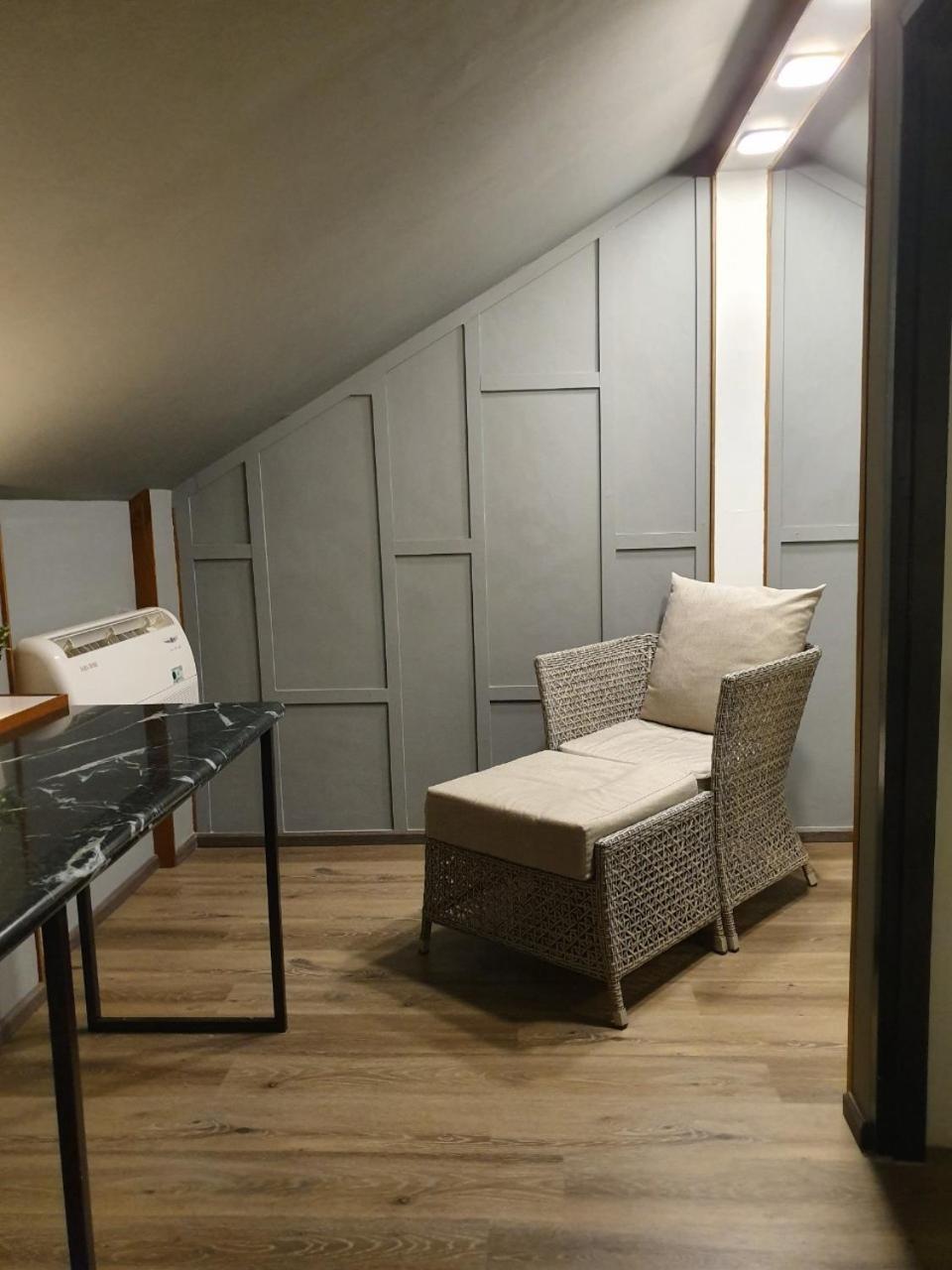 Tharaburi Resort