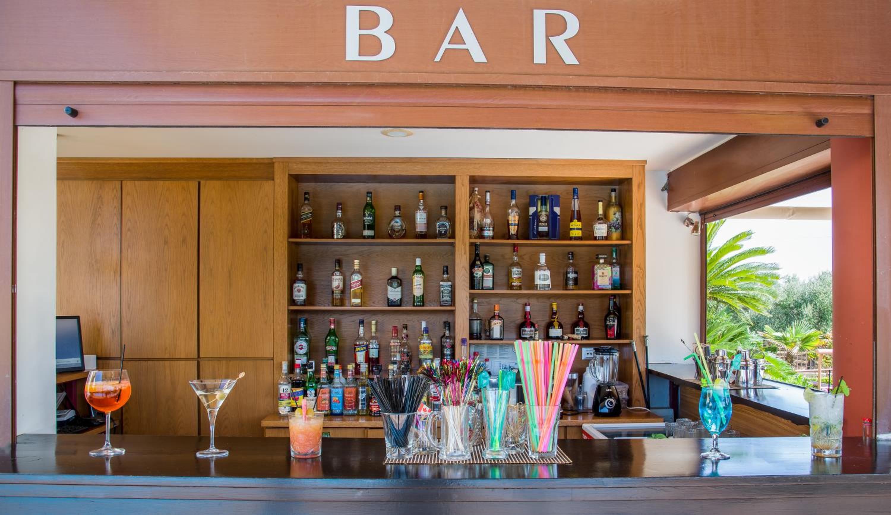 bar