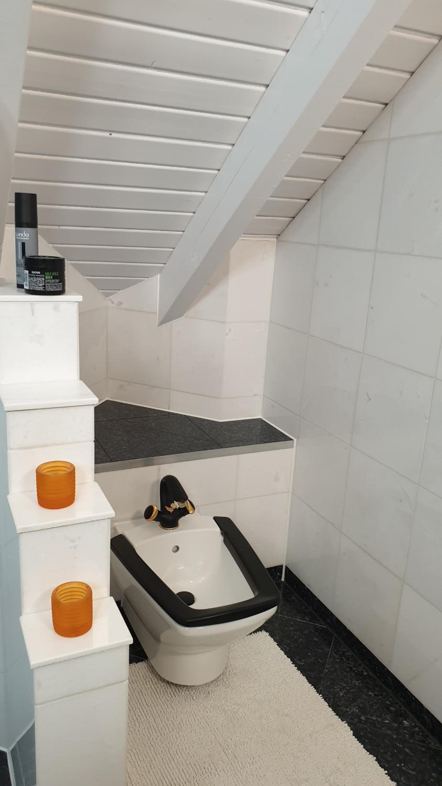 Moderne großzügige Villa 246 qm 8,5 Zimmer, offener Kamin bis zu 13 Schlafplätze