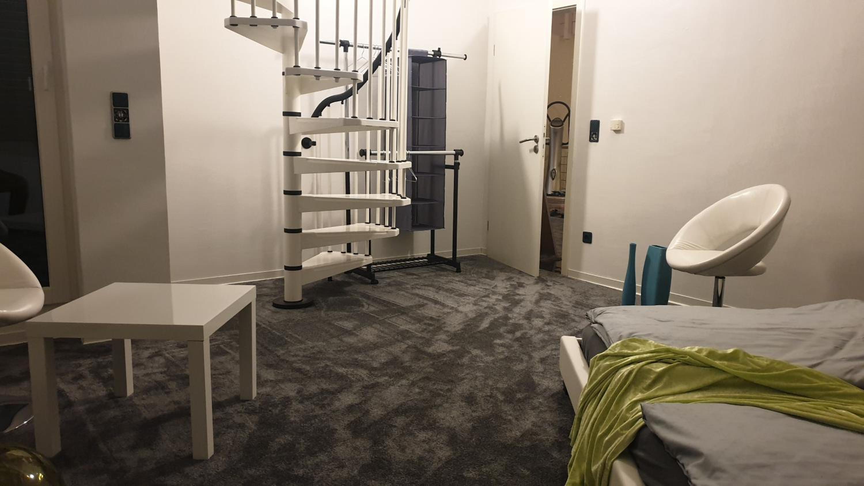 Moderne großzügige Villa 246 qm 8,5 Zimmer, offener Kamin bis zu 13 Schlafplätze