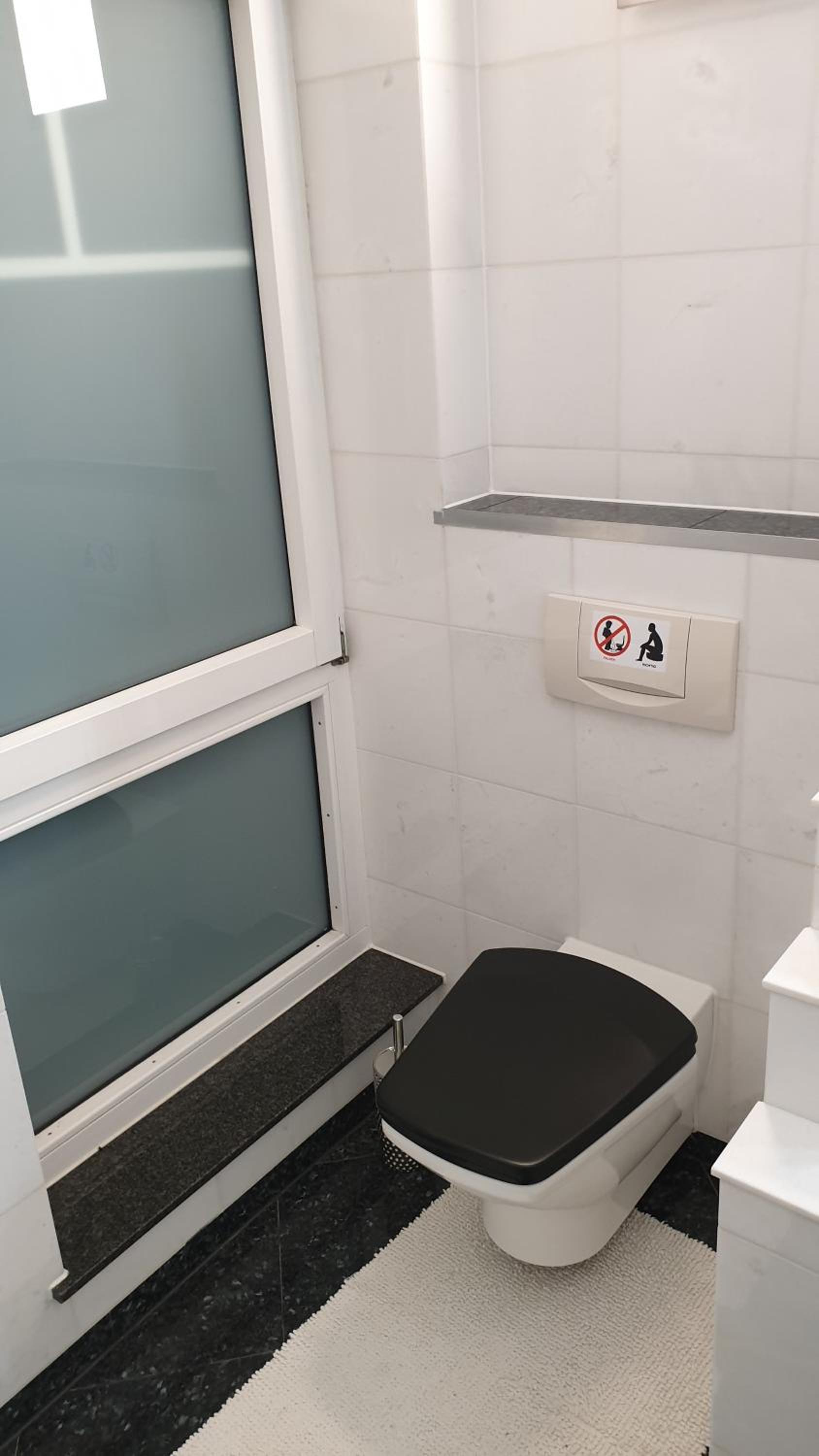 Moderne großzügige Villa 246 qm 8,5 Zimmer, offener Kamin bis zu 13 Schlafplätze
