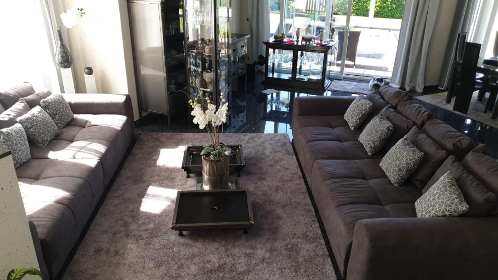 Moderne großzügige Villa 246 qm 8,5 Zimmer, offener Kamin bis zu 13 Schlafplätze
