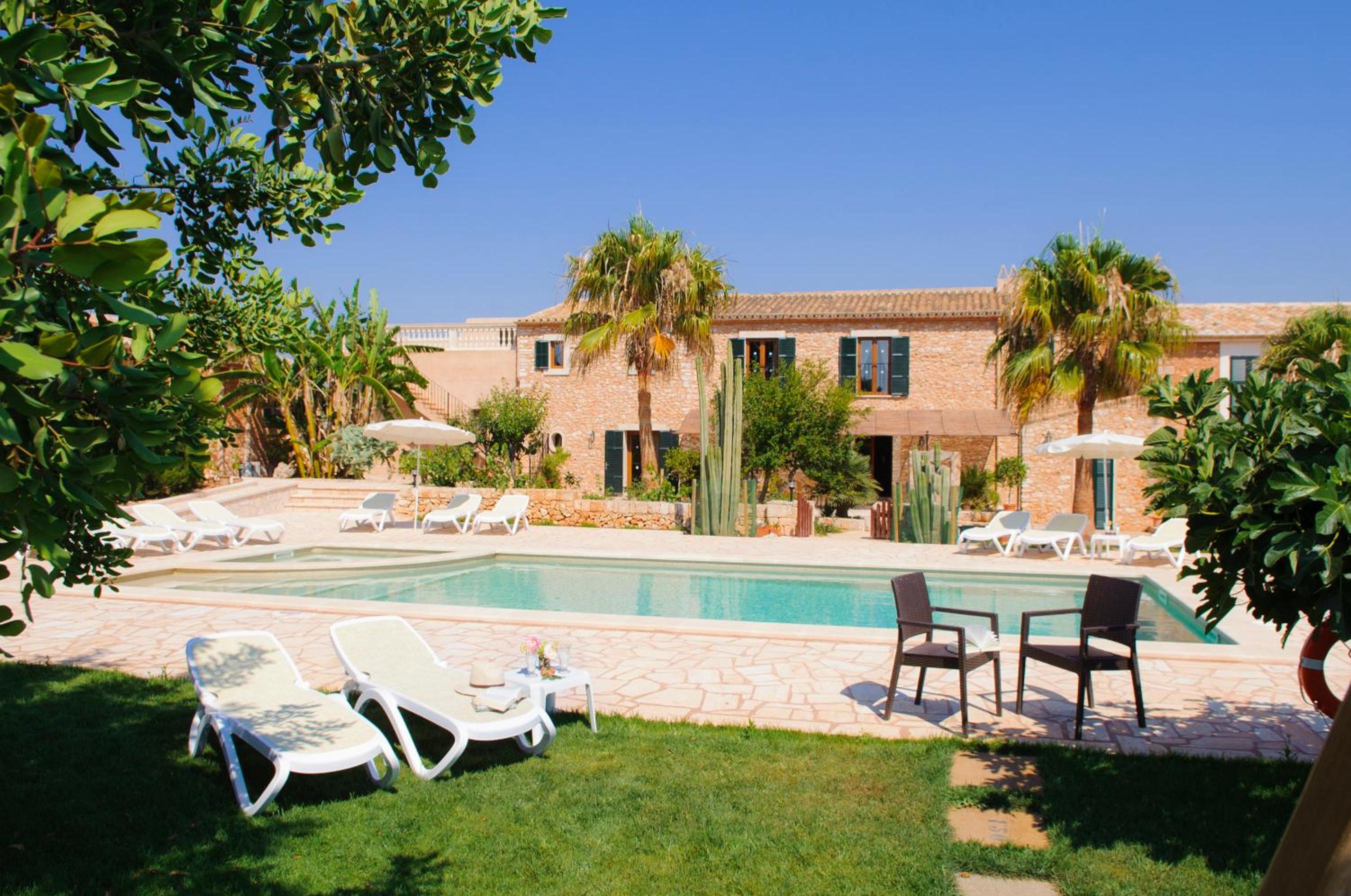 Finca Mondrago Duri view 5