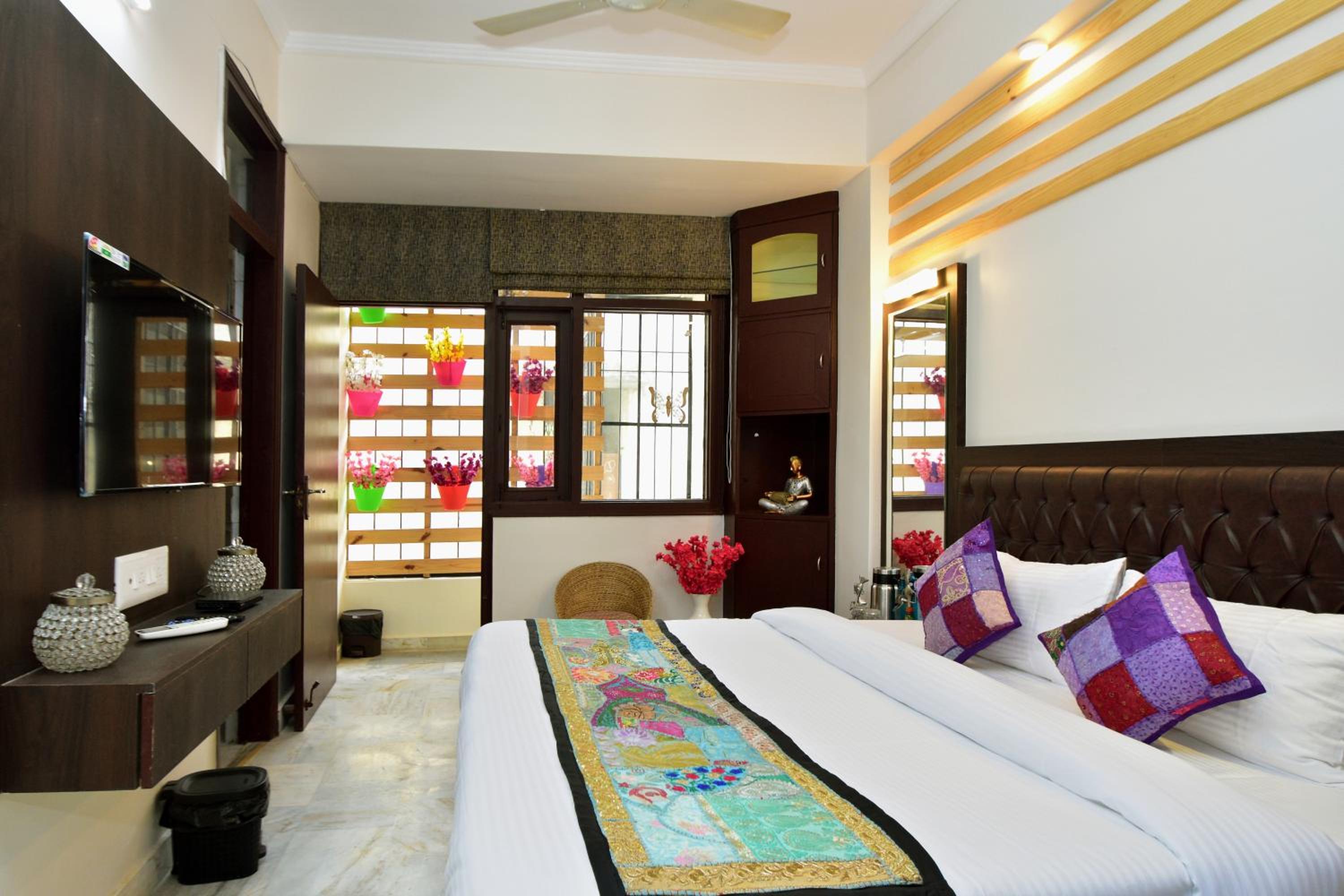 Shanti Villas - Luxury Home Stay Apartment view 5