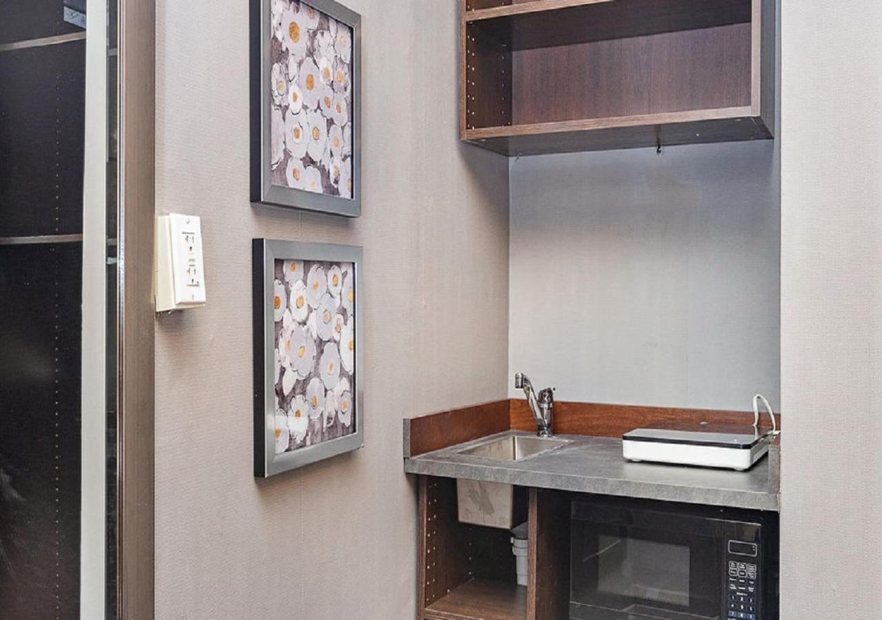 Boston Vacations - Suites At 143 Arlington Street - Property Image 8