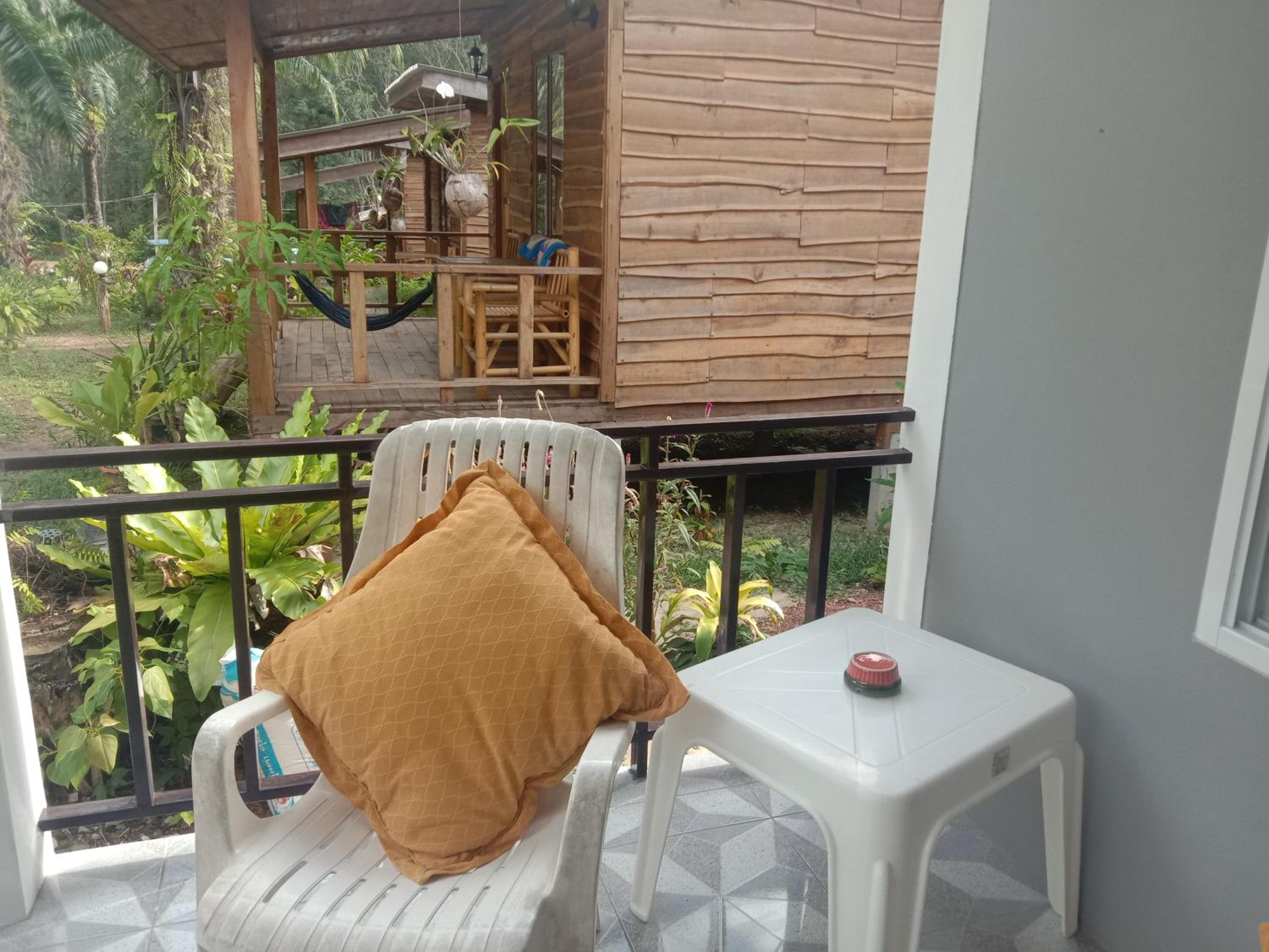 Mada Lanta Mai Keaw