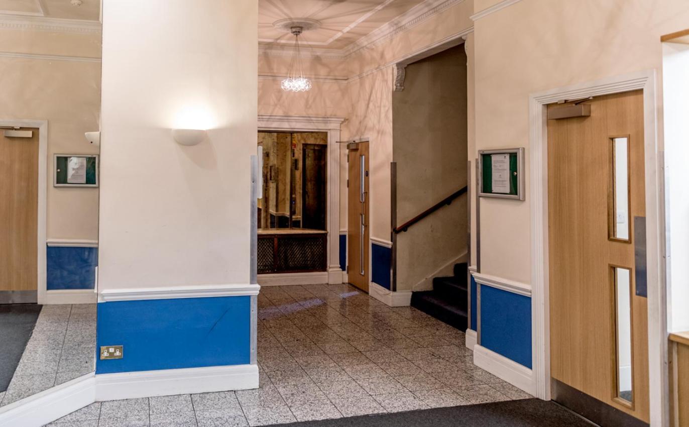 Mayfair Apartment