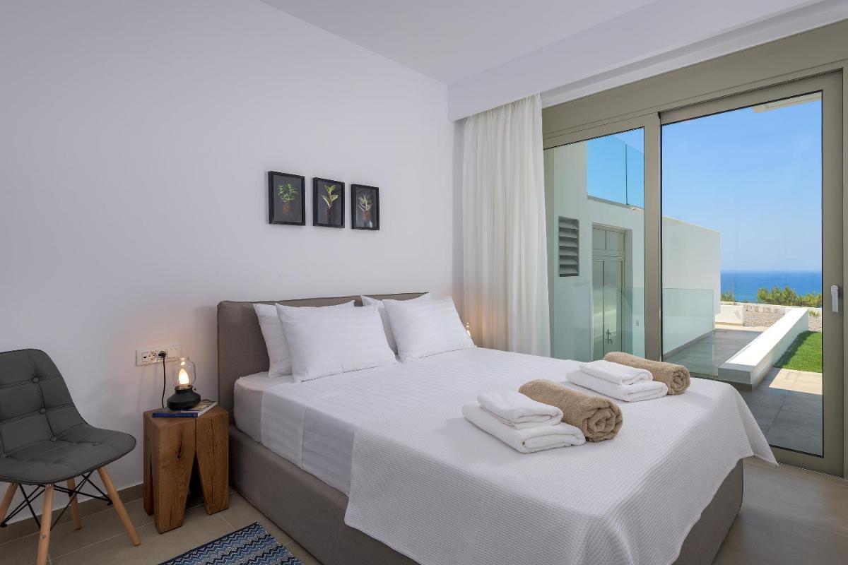 Villa Dione in Pefkos, Lindos area view 4