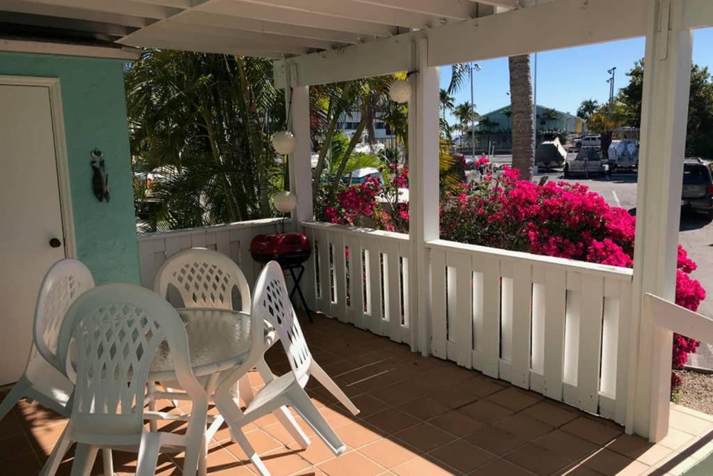 FULL TIME LIC Mgr - 2 BED 2 BATH VILLA - OCEANFRONT BEACH RESORT - SALTWATER LAGOON view 4