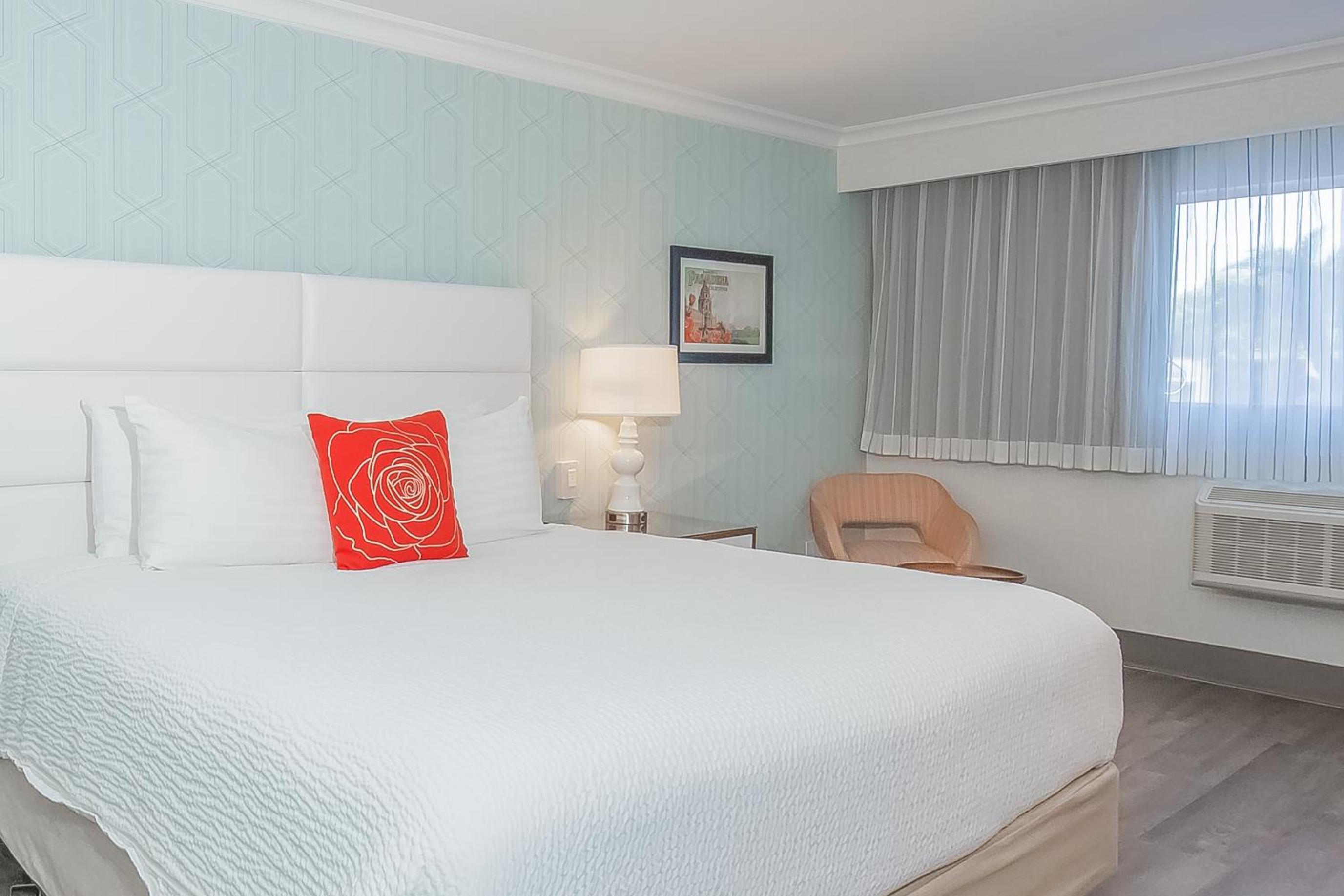 Pasadena Rose Crown Hotel - Property Image 13
