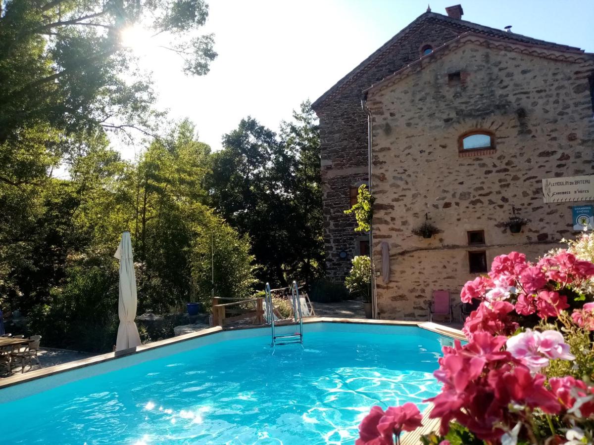 Le Moulin du Bateau view 2