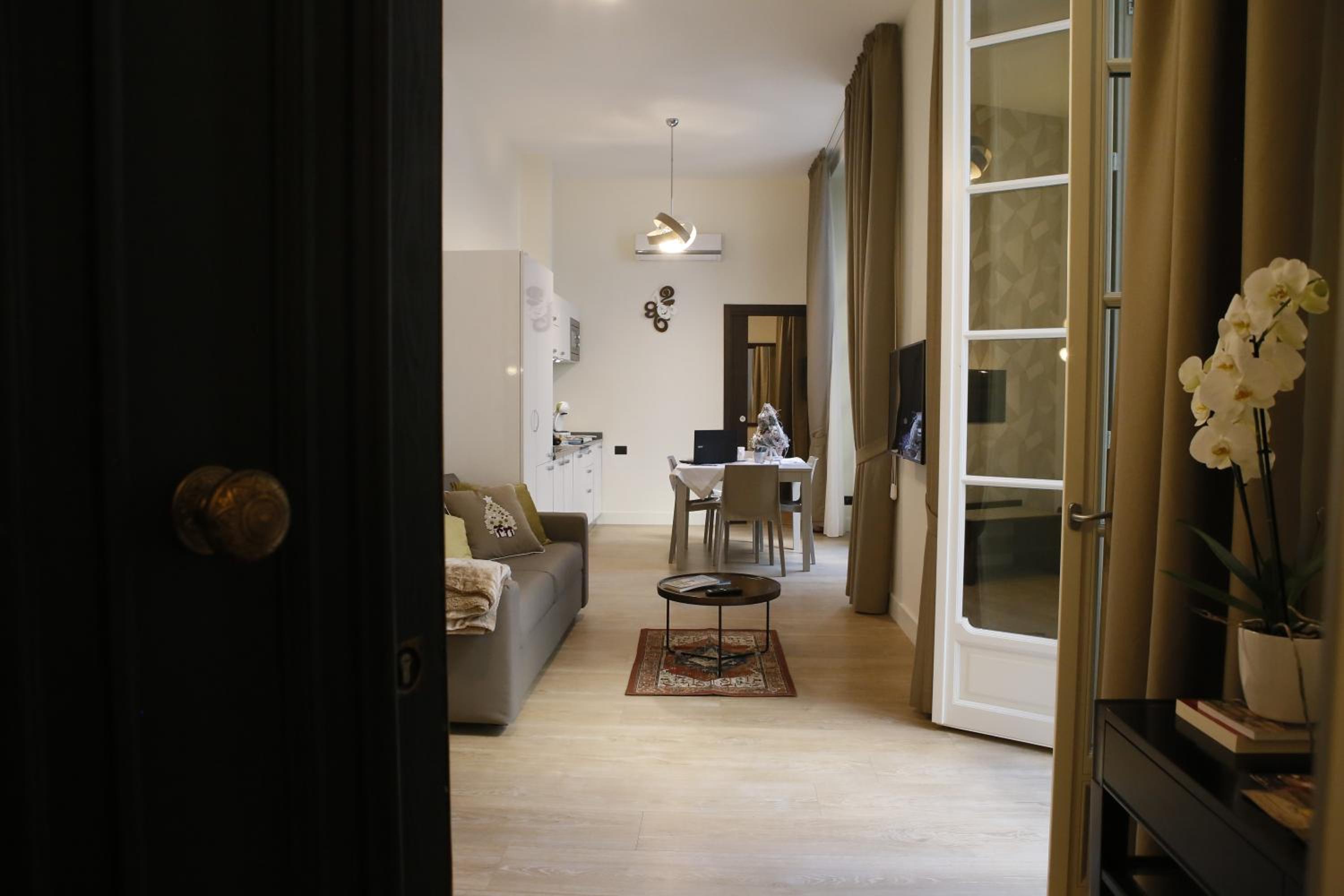 Napoli Mariana Luxury