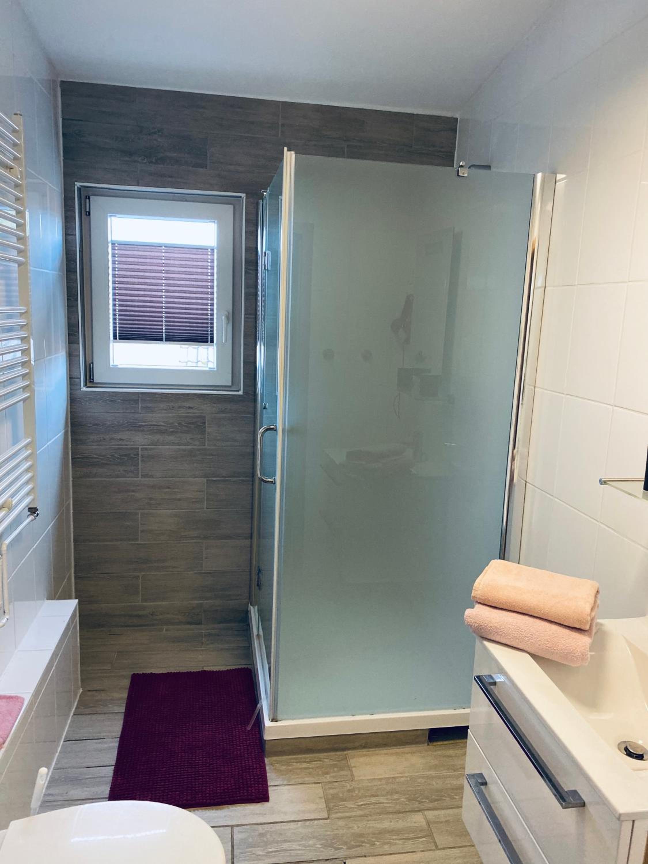 Ferienwohnung mit Balkon in Calden