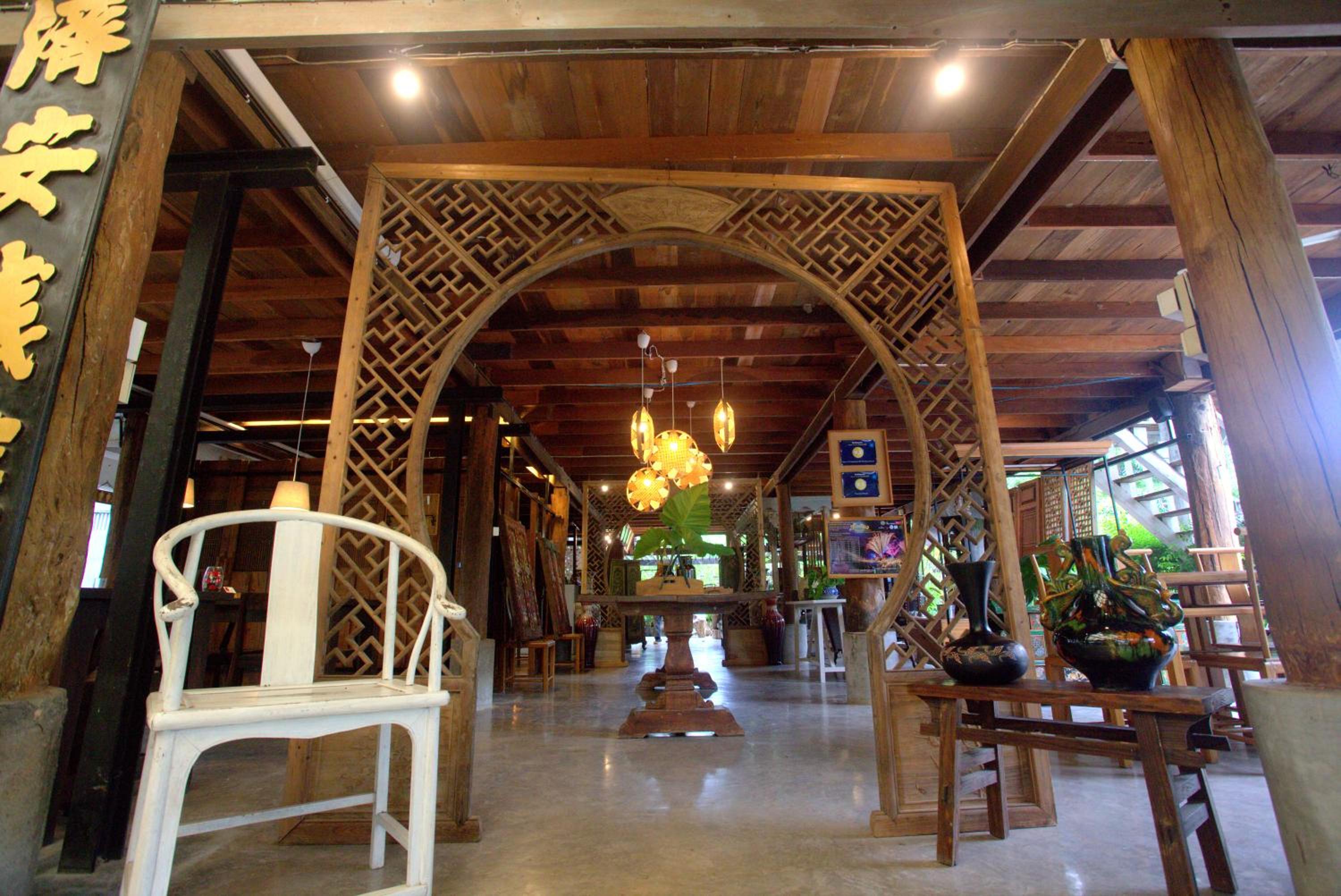 Tharaburi Resort
