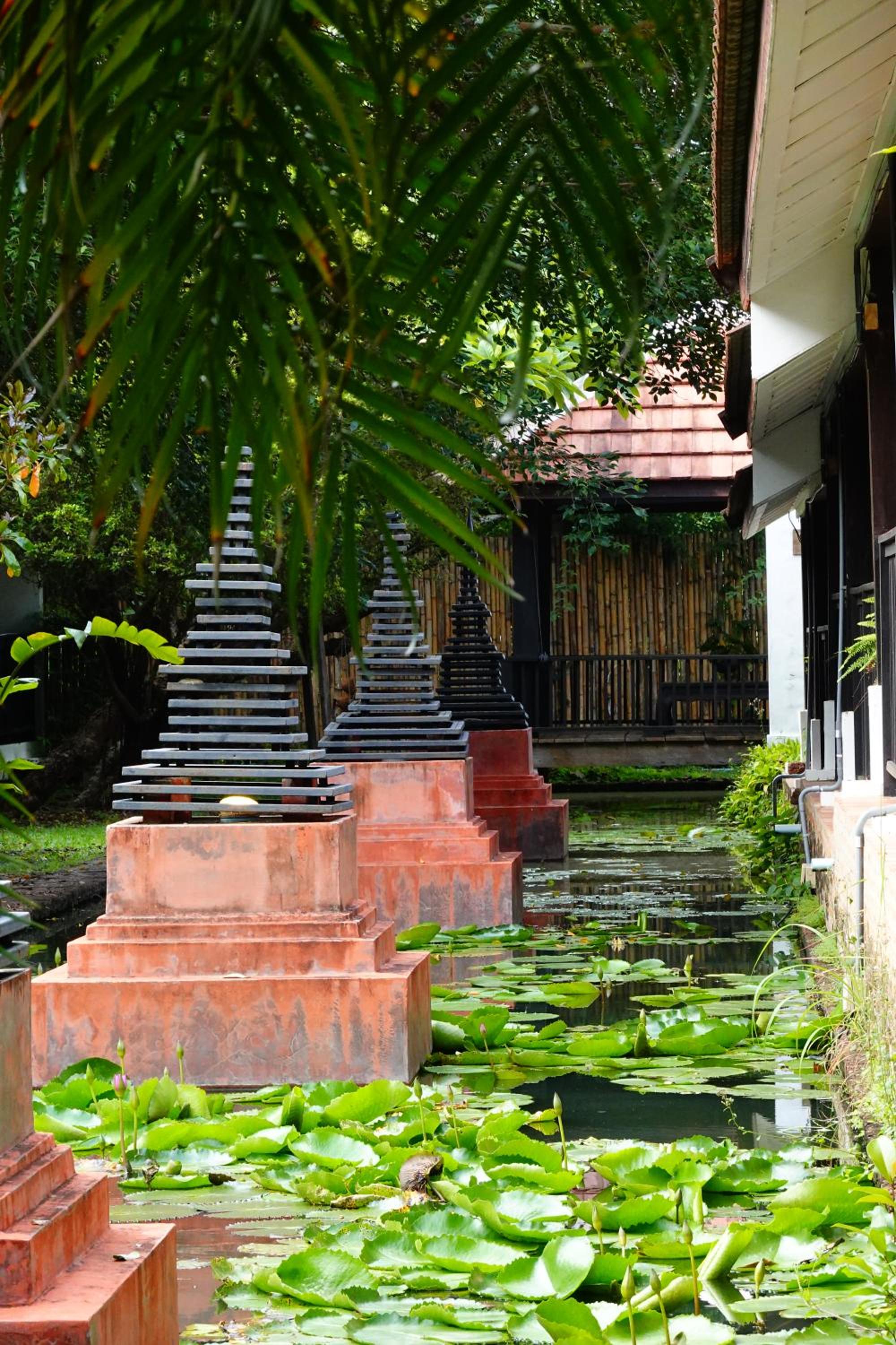Tharaburi Resort