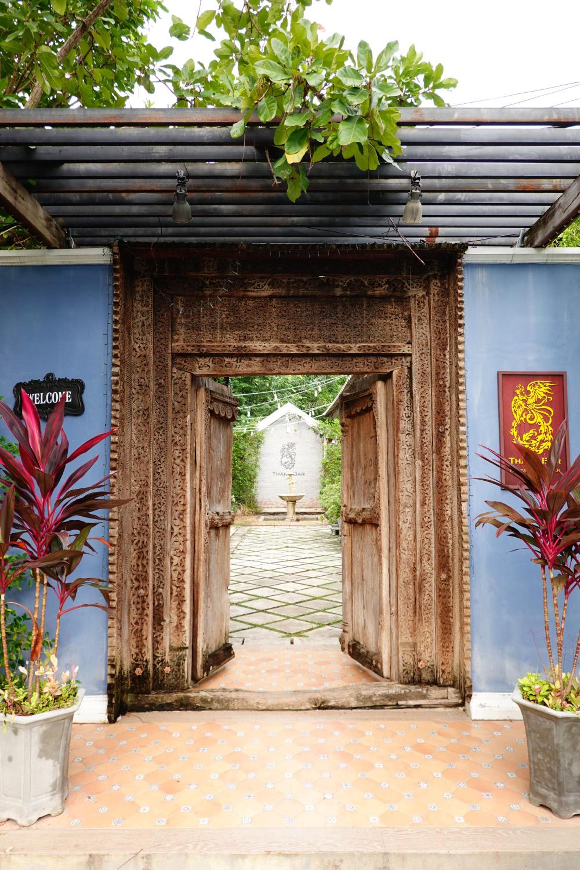Tharaburi Resort