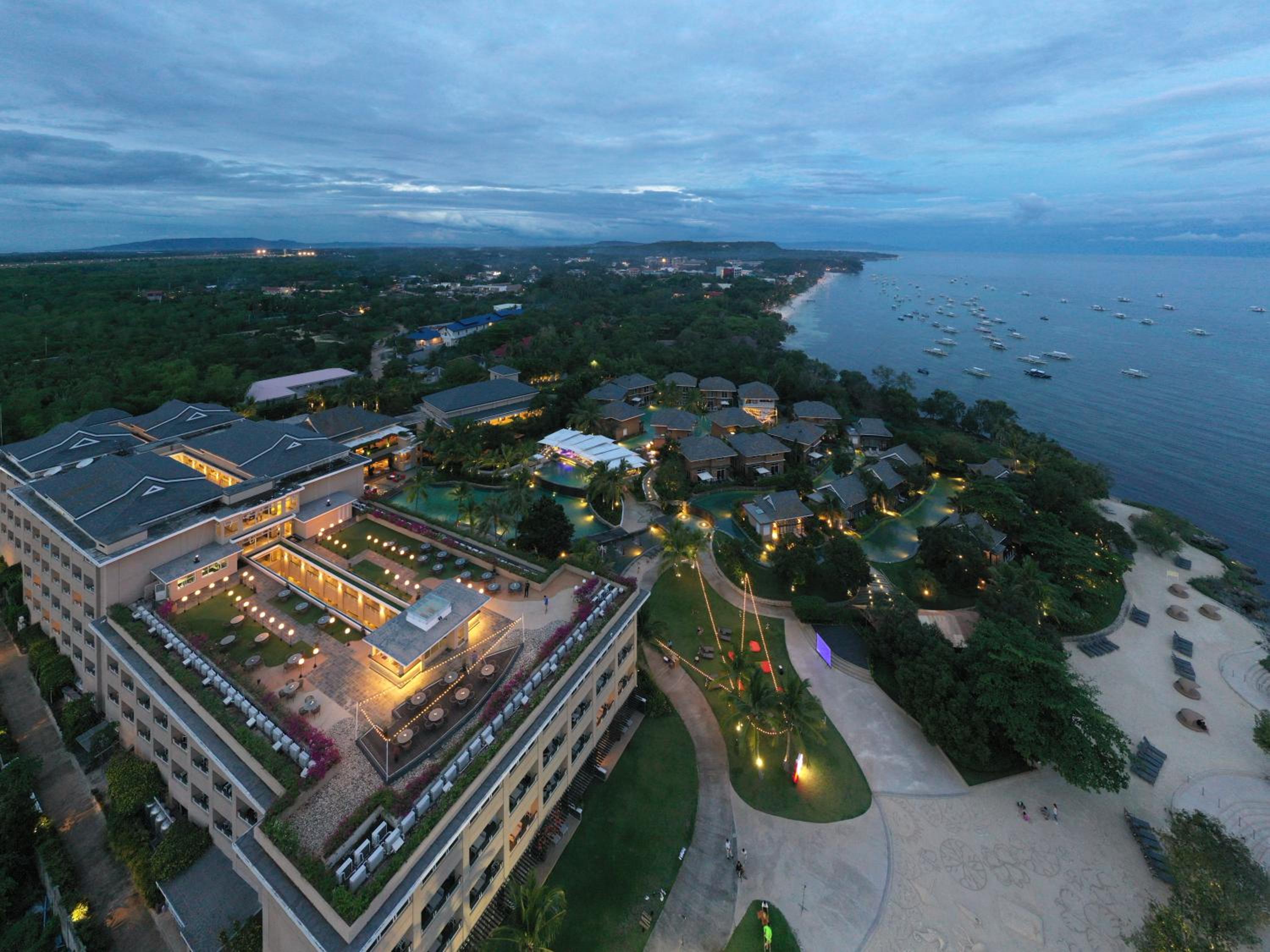 BE Grand Resort, Bohol, photo 52