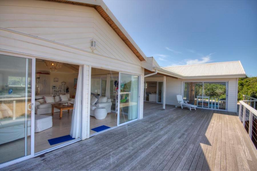 Beach house, Cannon Rocks, near Kenton-on-Sea view 5