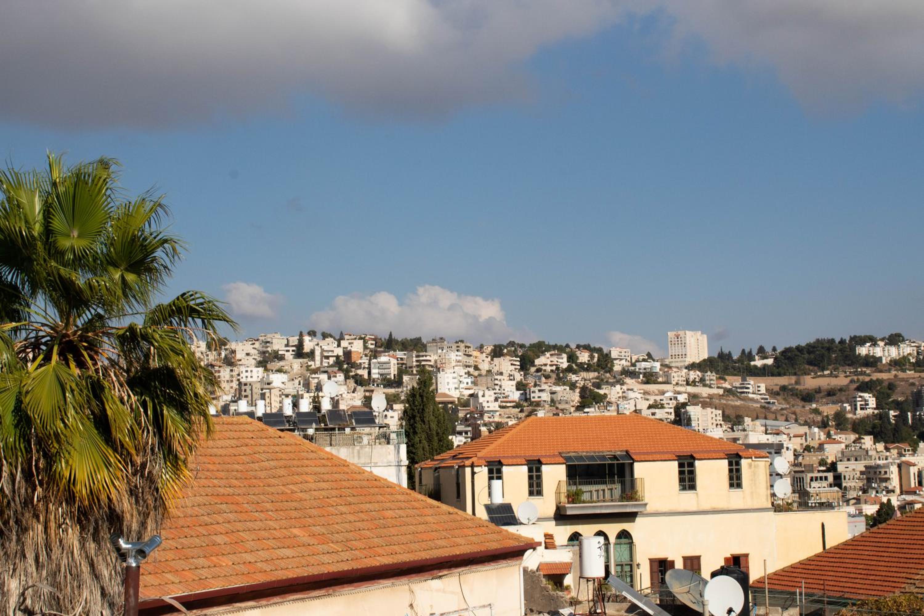 Cosy & Modern old city 3BR by Ahlan Hospitality view 3