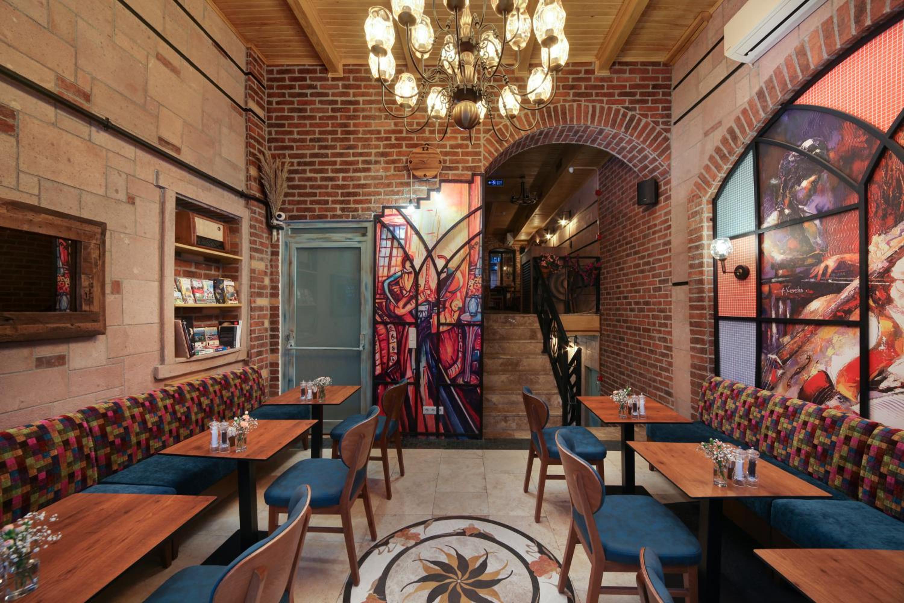 Ardilas residence - Image 5