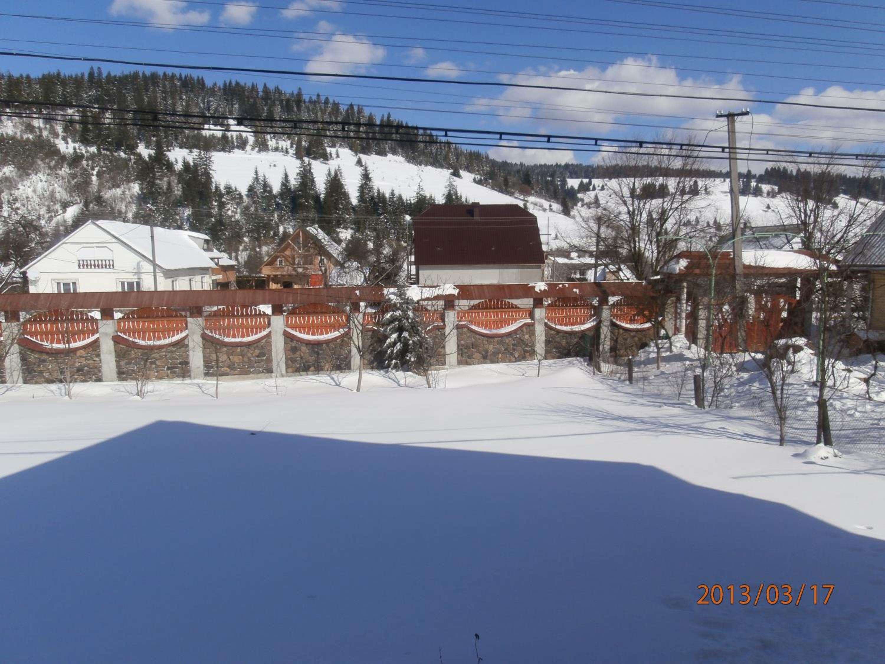 Karpatskiy Domyk view 2
