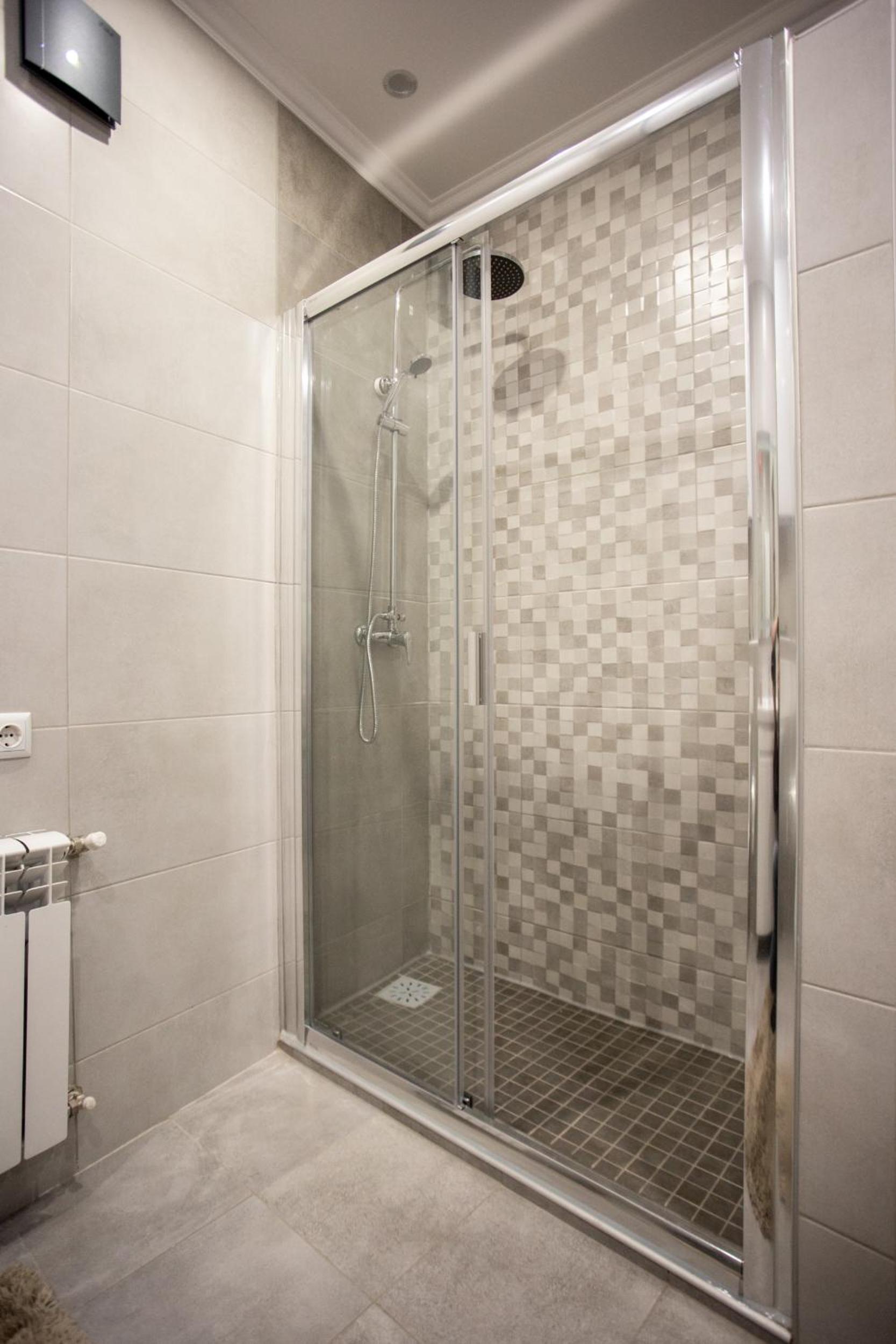 Ultra Lux 3 rooms Apartment near Arena City view 3
