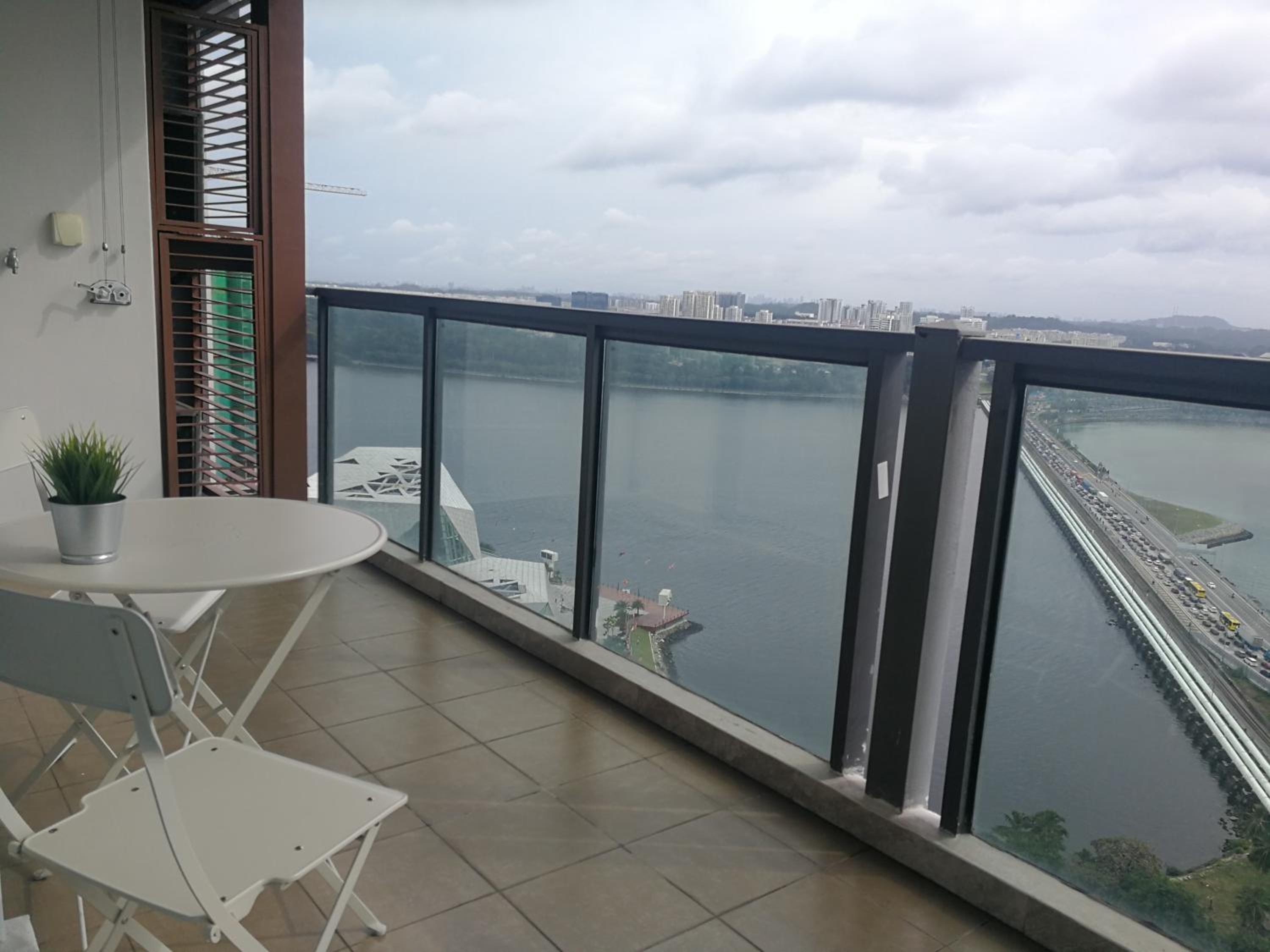 JB City CIQ-R&F Shopping Mall Apartment