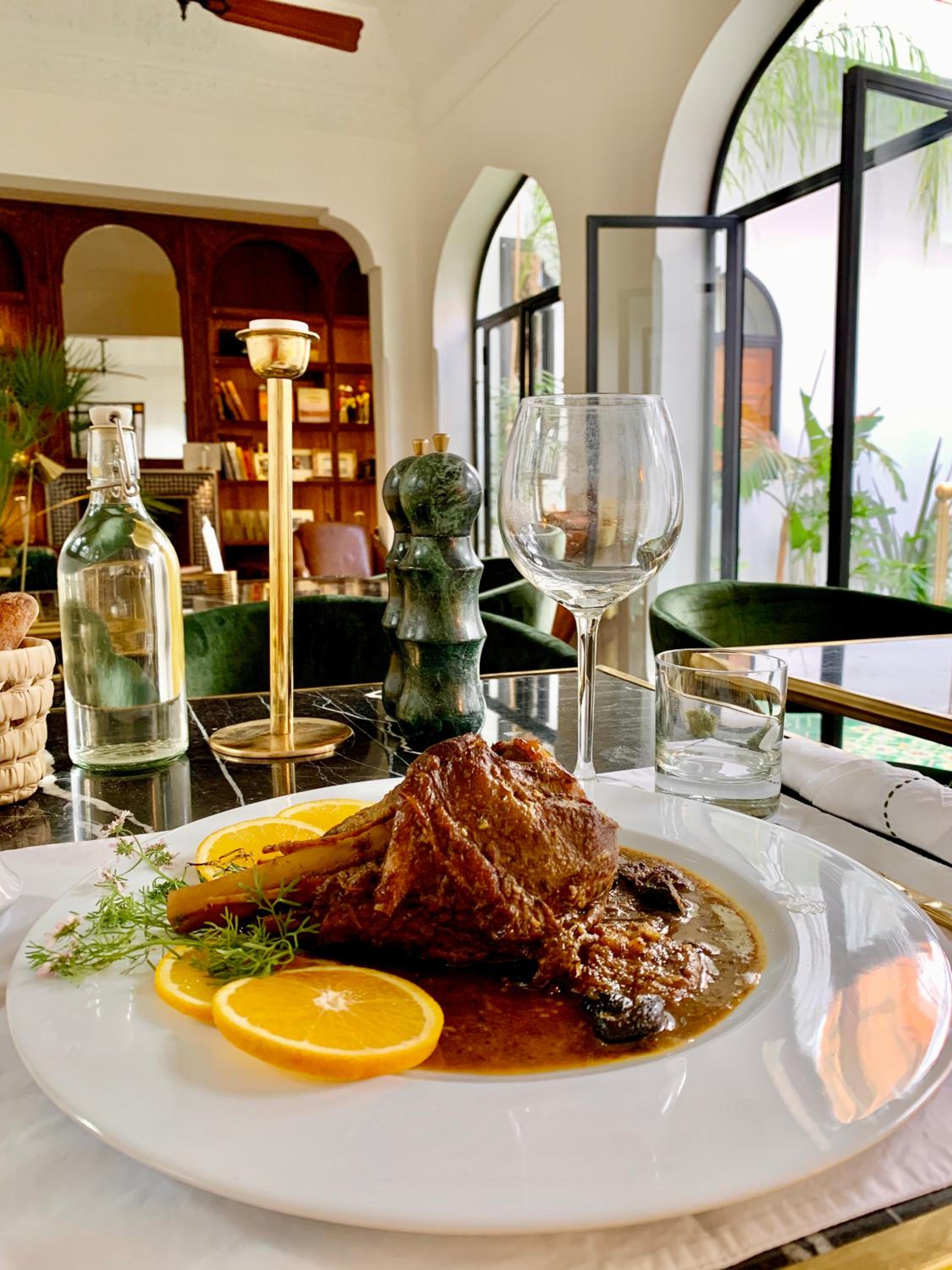 dining