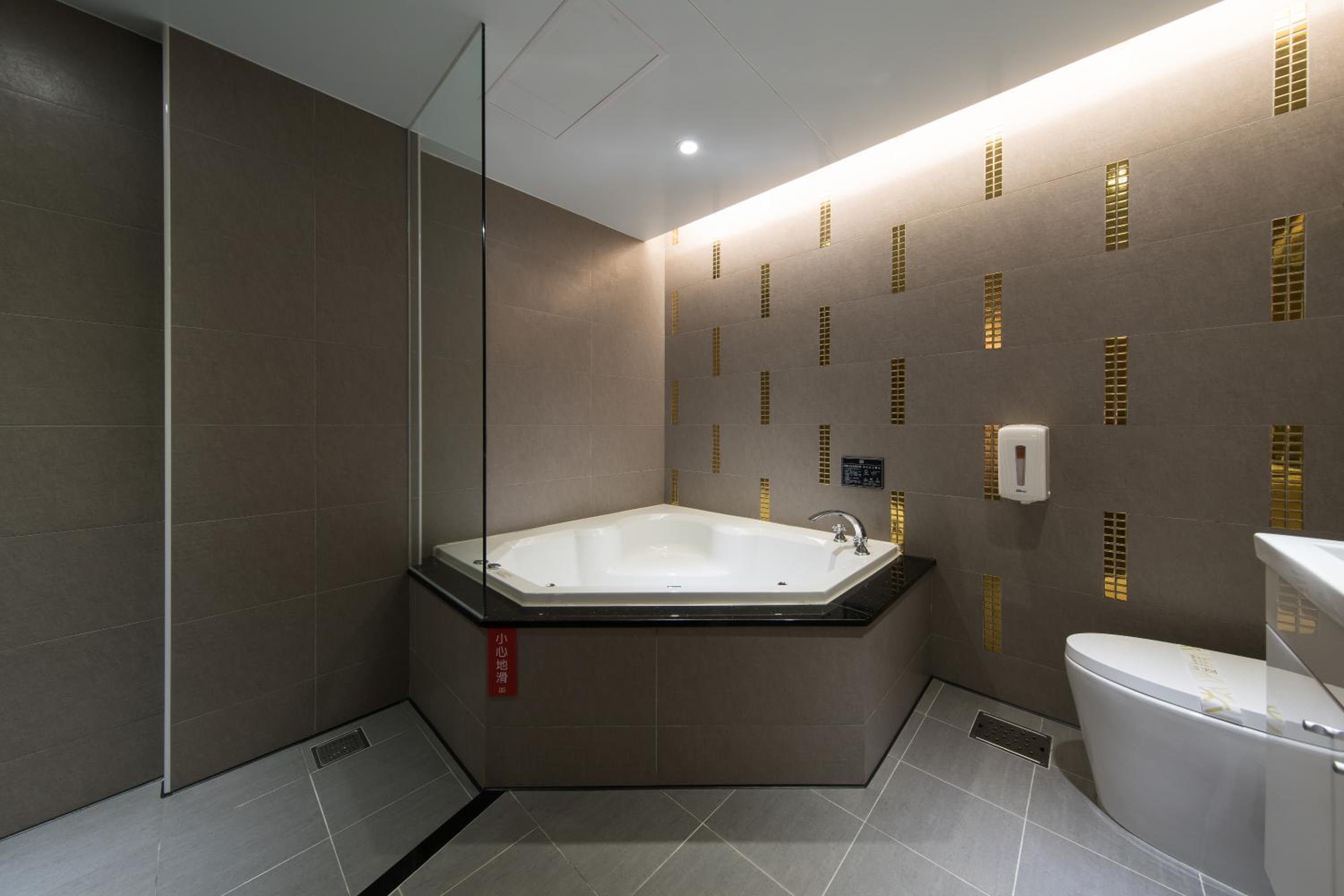 Discovery Motel - Yonghe