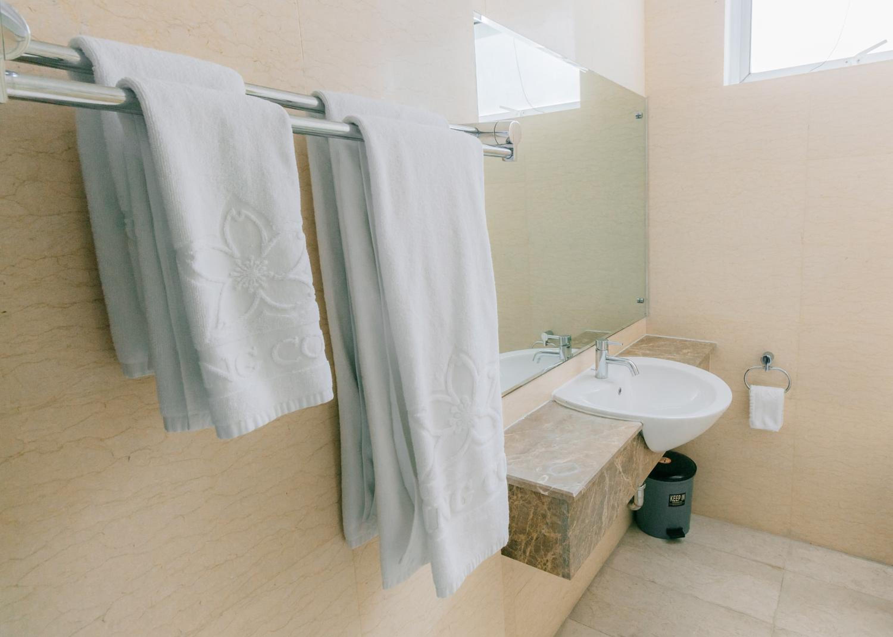 Blue Arch - Luxury Serviced Apartment in Central Saigon