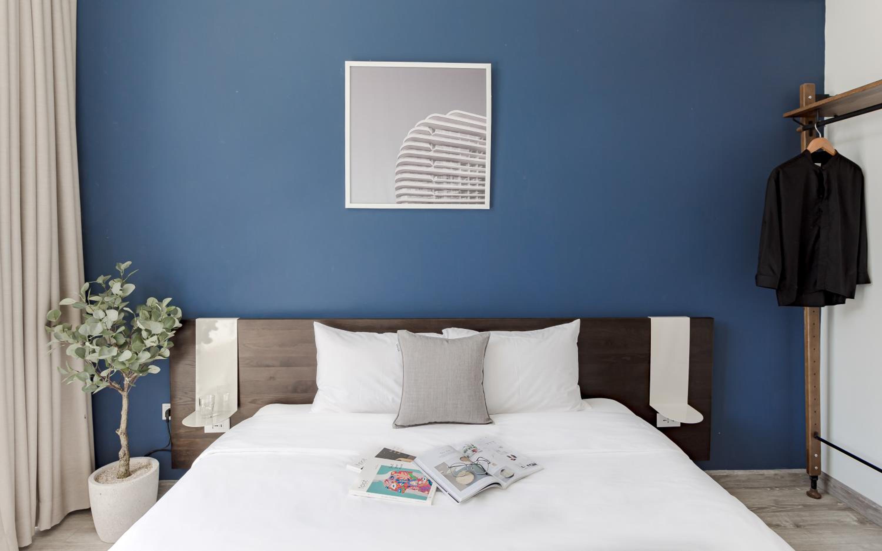 Blue Arch - Luxury Serviced Apartment in Central Saigon