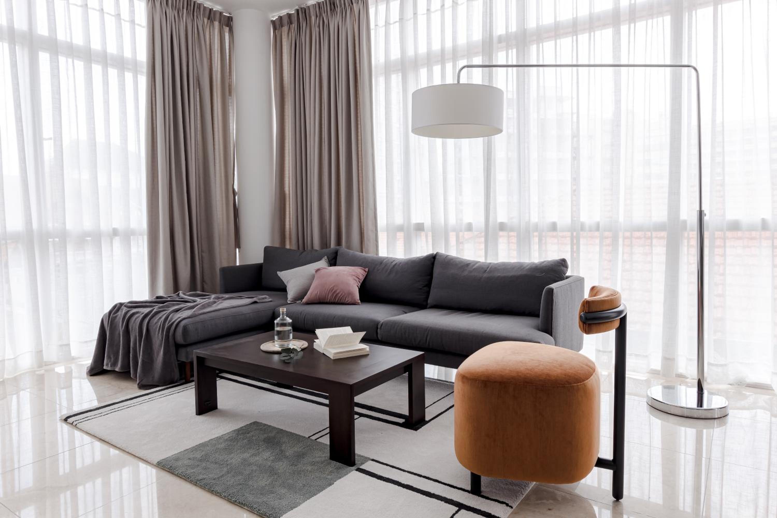 Blue Arch - Luxury Serviced Apartment in Central Saigon