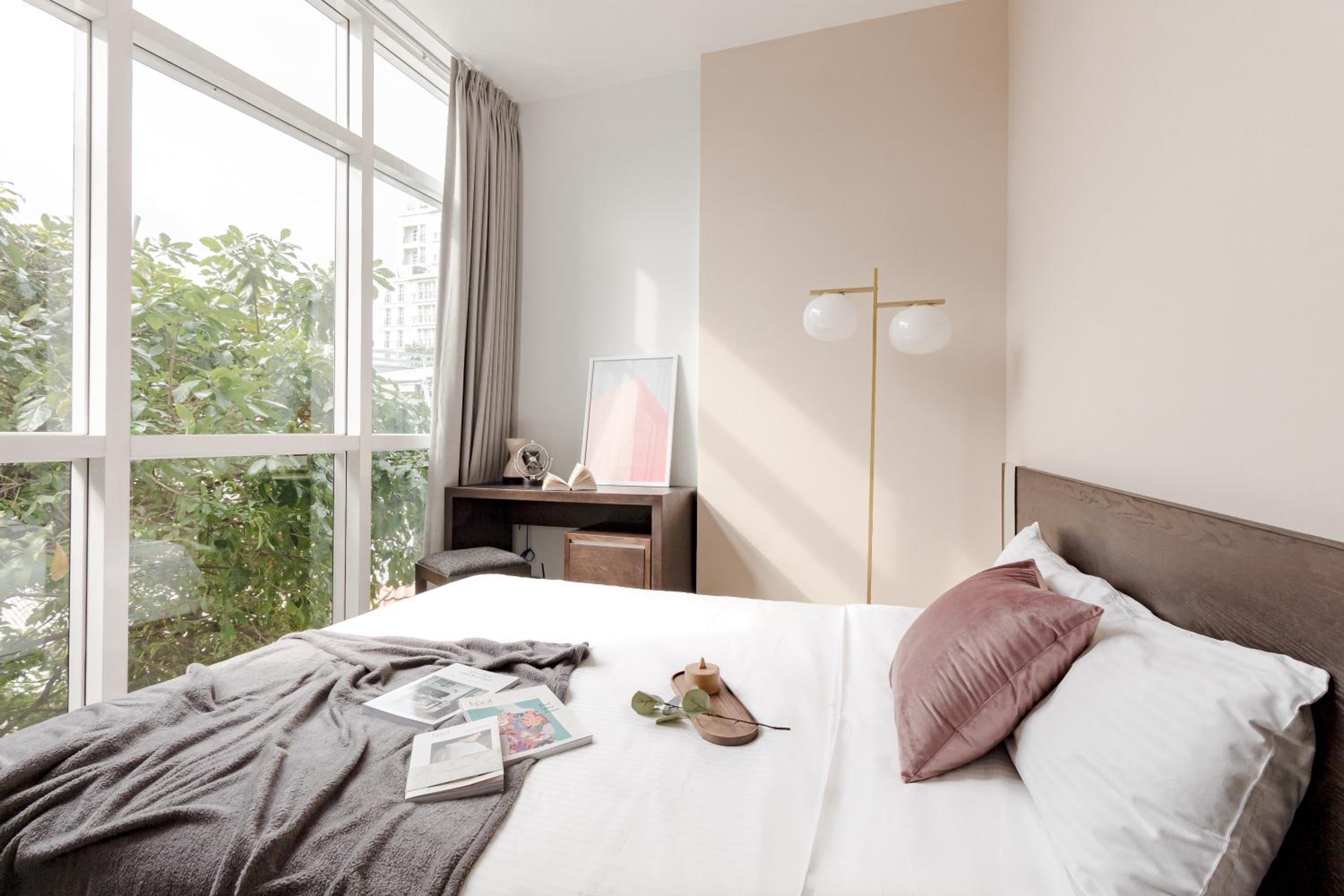 Blue Arch - Luxury Serviced Apartment in Central Saigon
