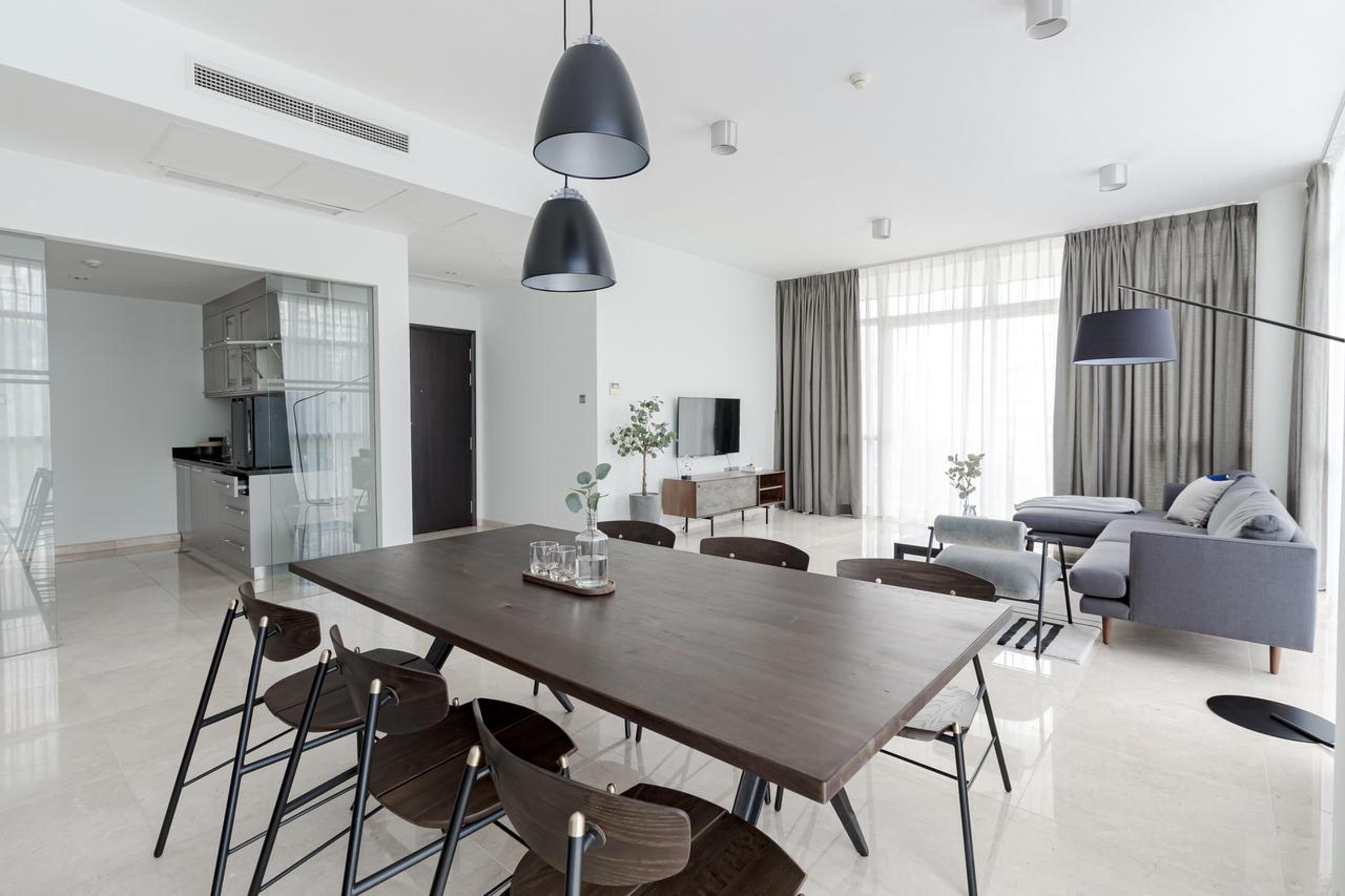 Blue Arch - Luxury Serviced Apartment in Central Saigon