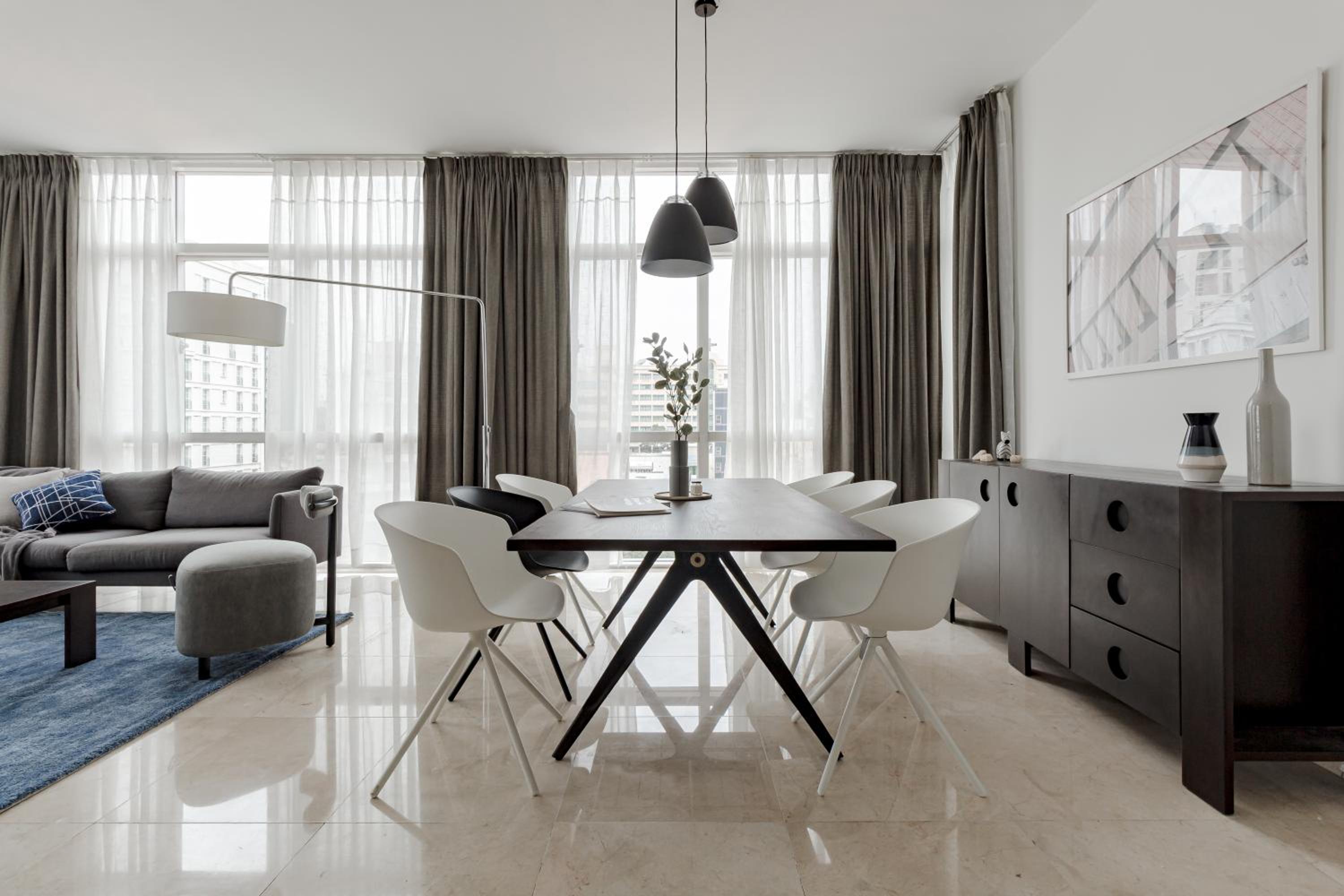Blue Arch - Luxury Serviced Apartment in Central Saigon
