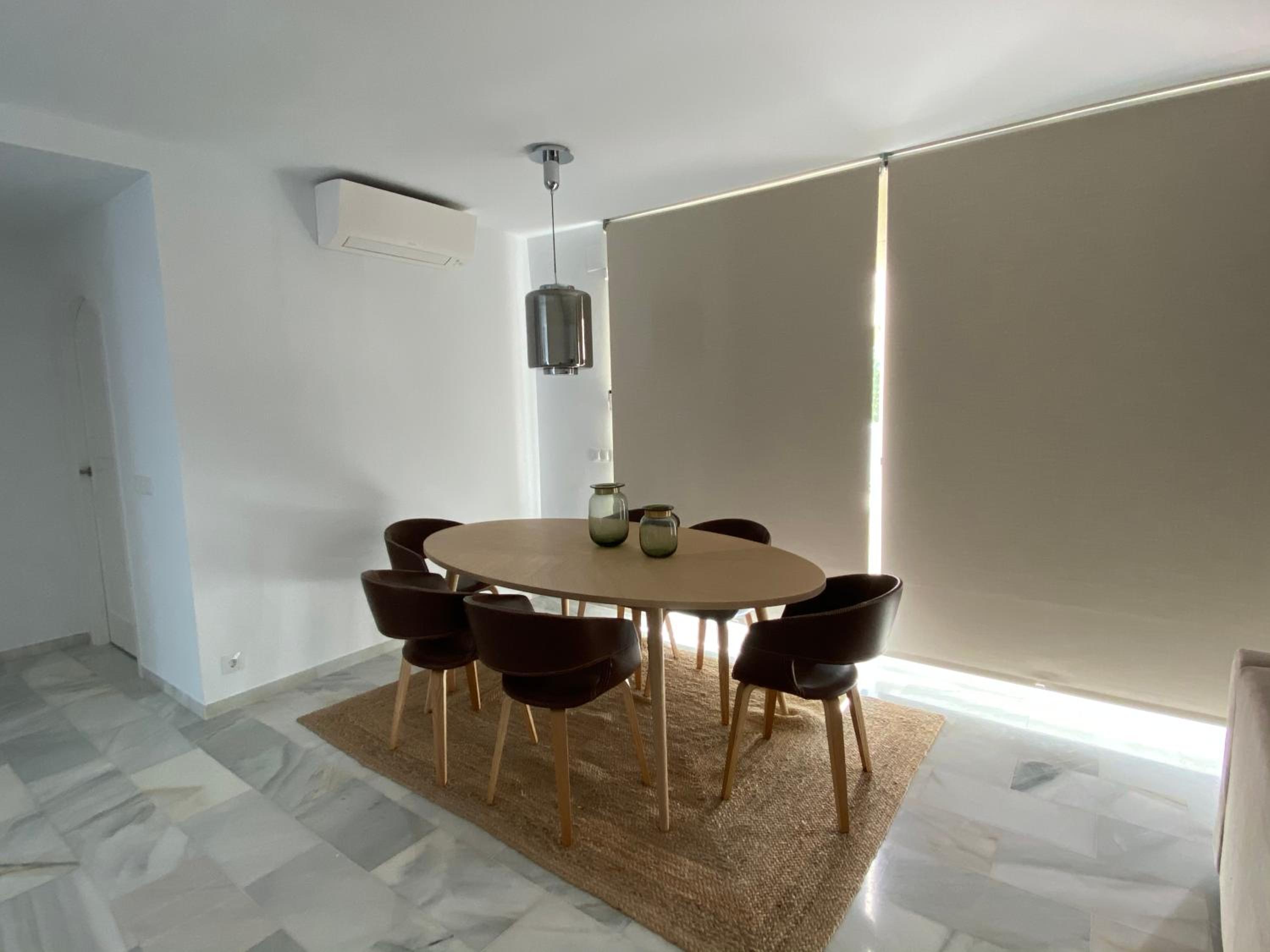 Luxury Apartm Brand newSwimming PoolGolf Beach
