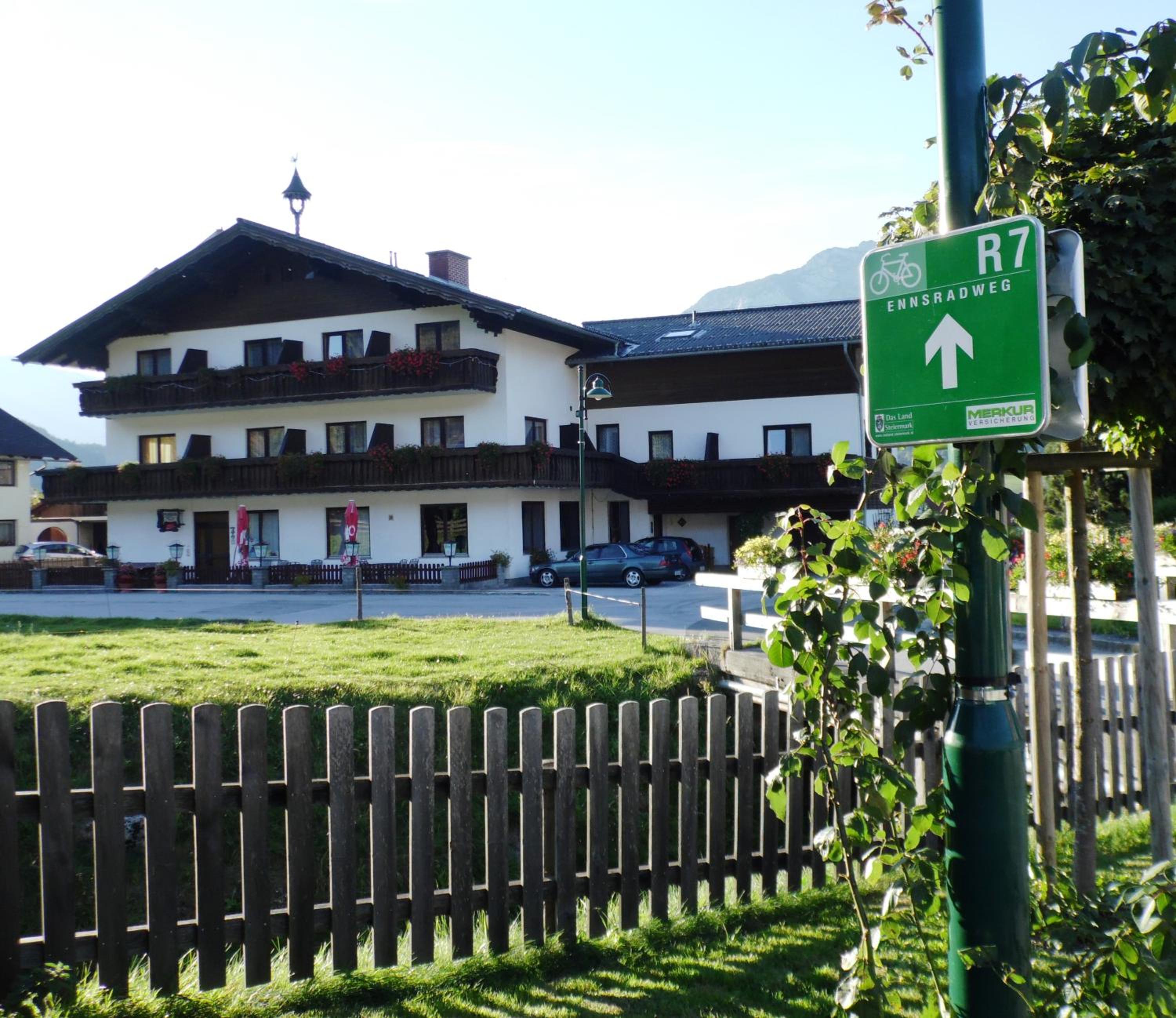 Pension Tilly