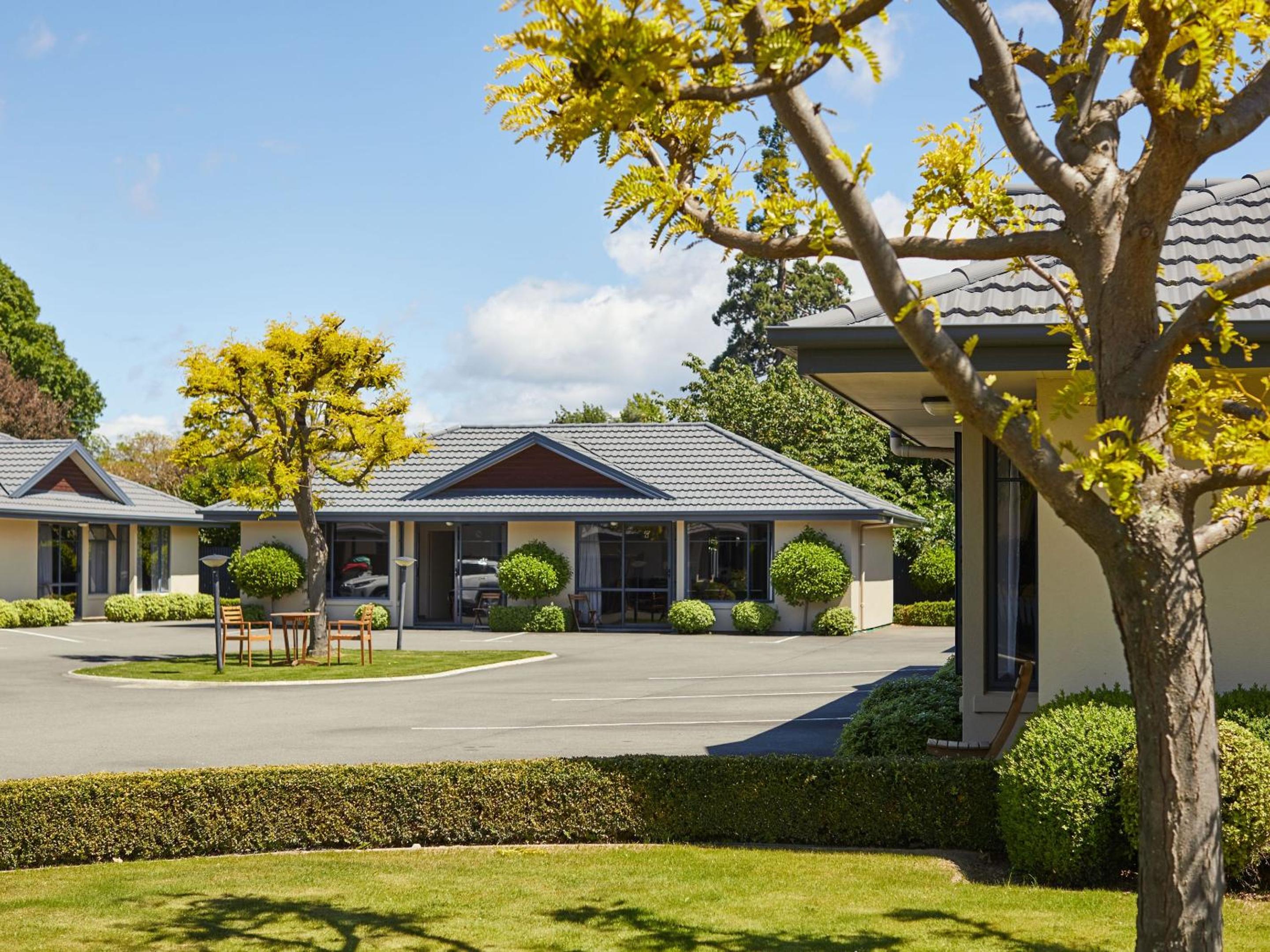 Centre Court Motel - Image 5