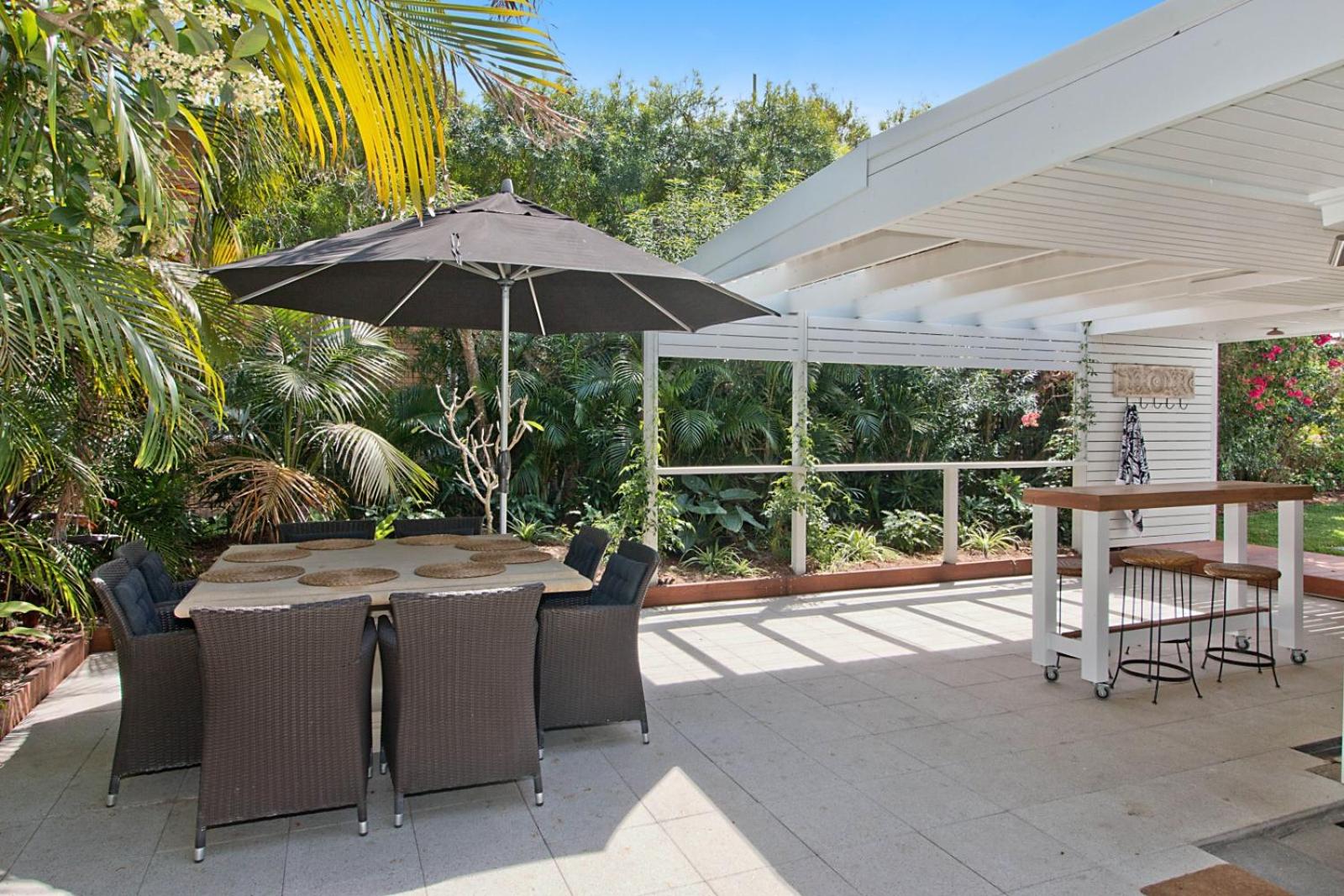 Oceanfront Beach House On Marine Parade