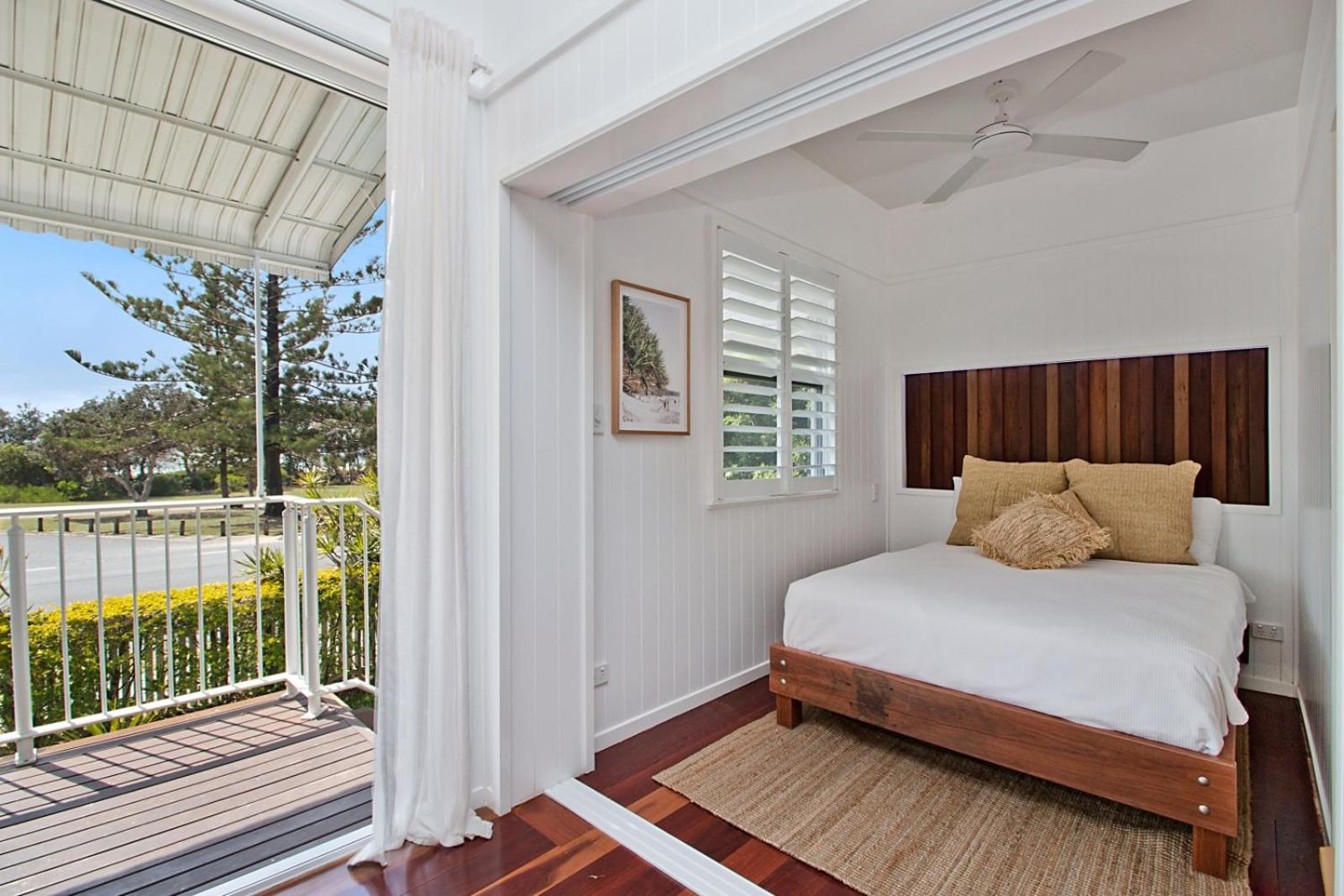 Oceanfront Beach House On Marine Parade