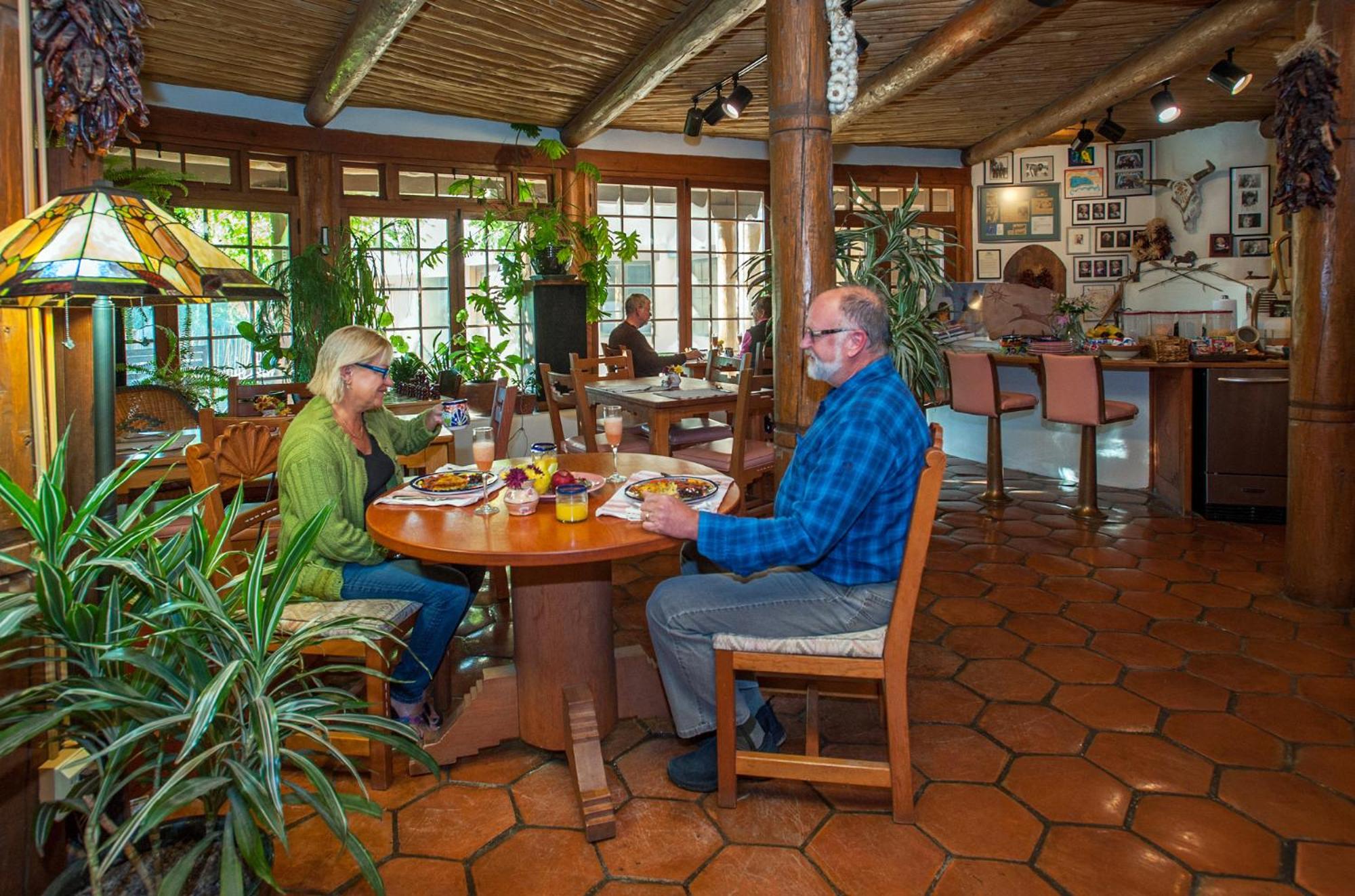 Inn on La Loma Plaza