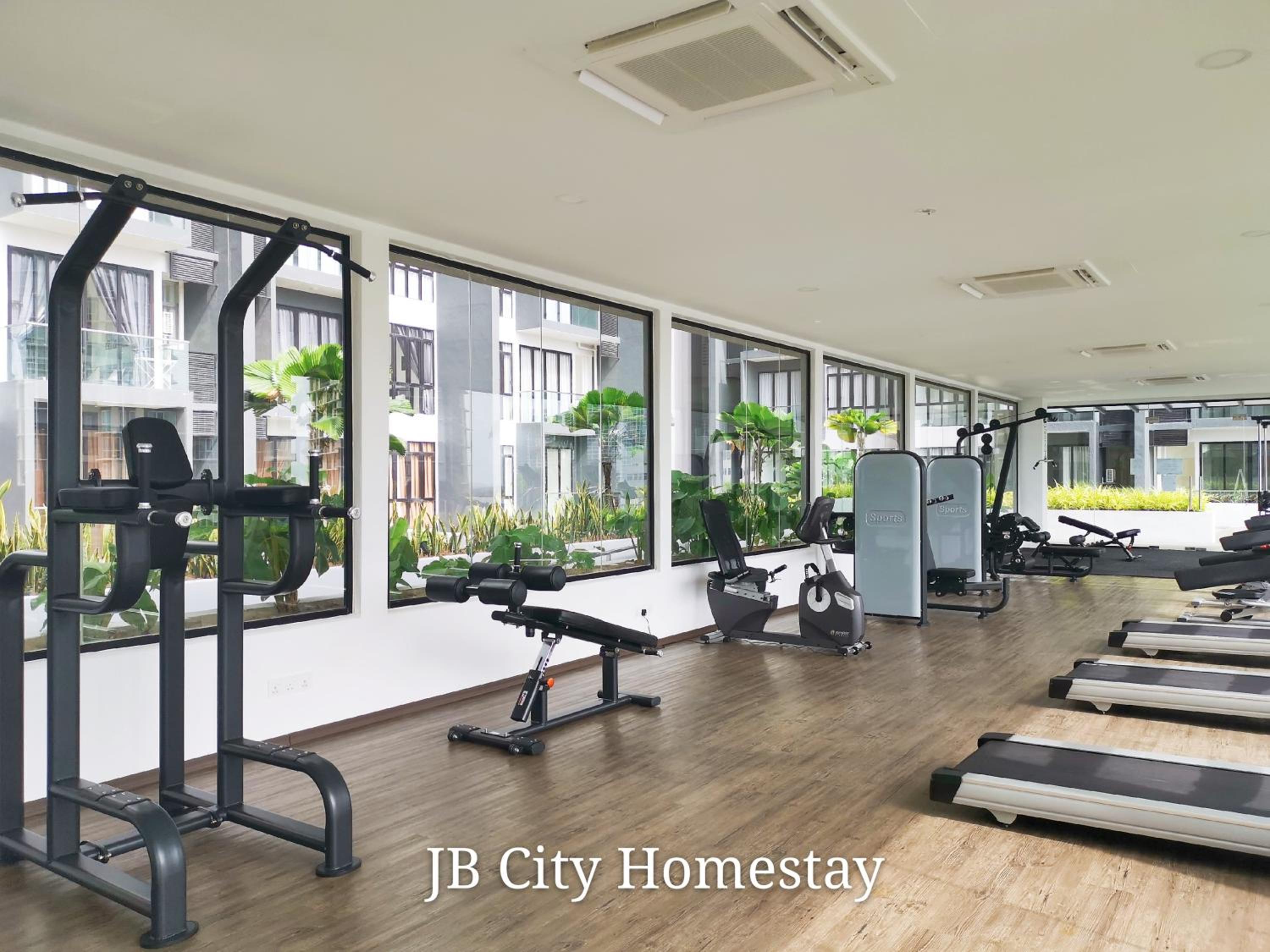 D'Pristine Suites by RR JBcity