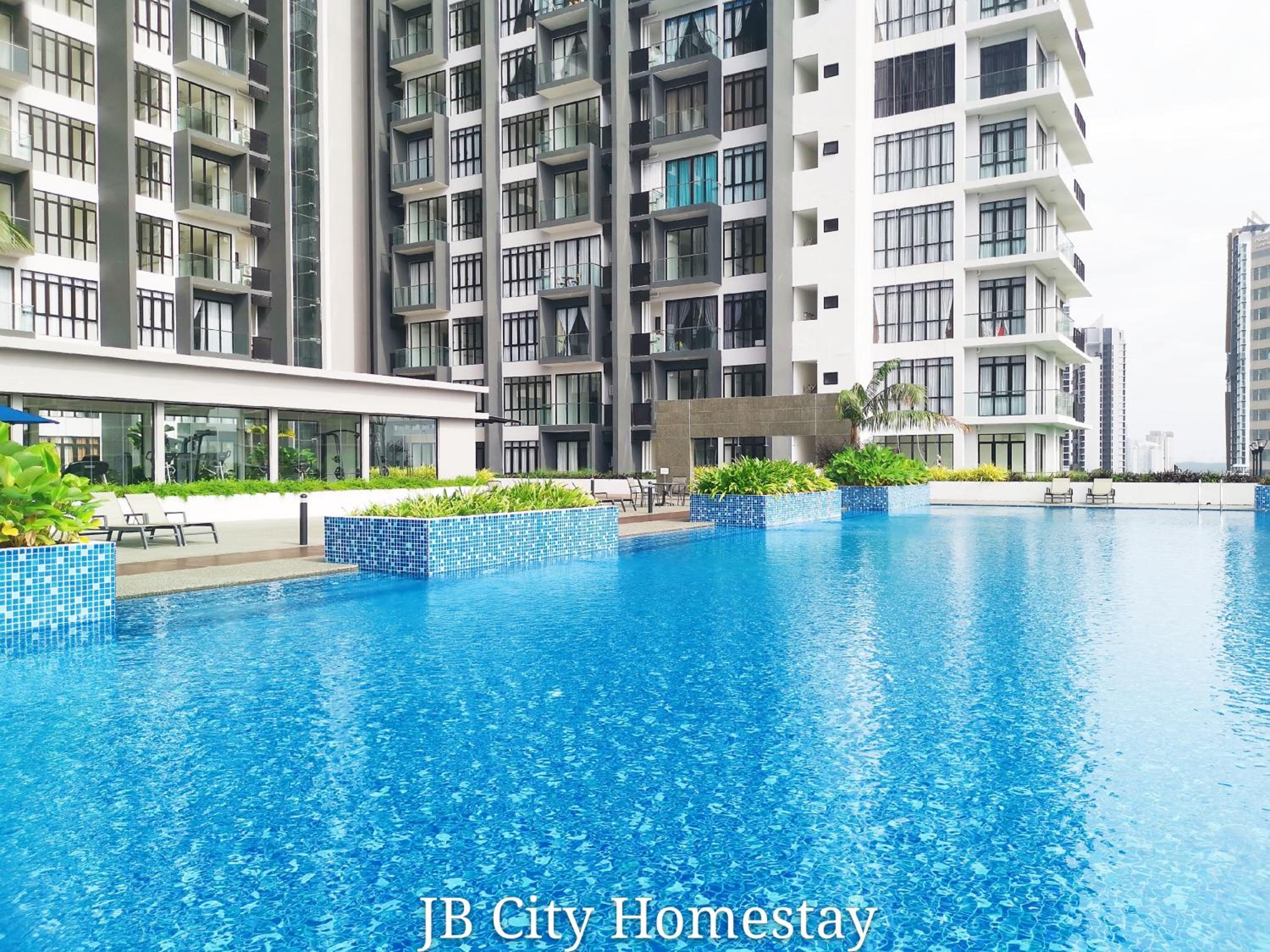 D'Pristine Suites by RR JBcity photo 5
